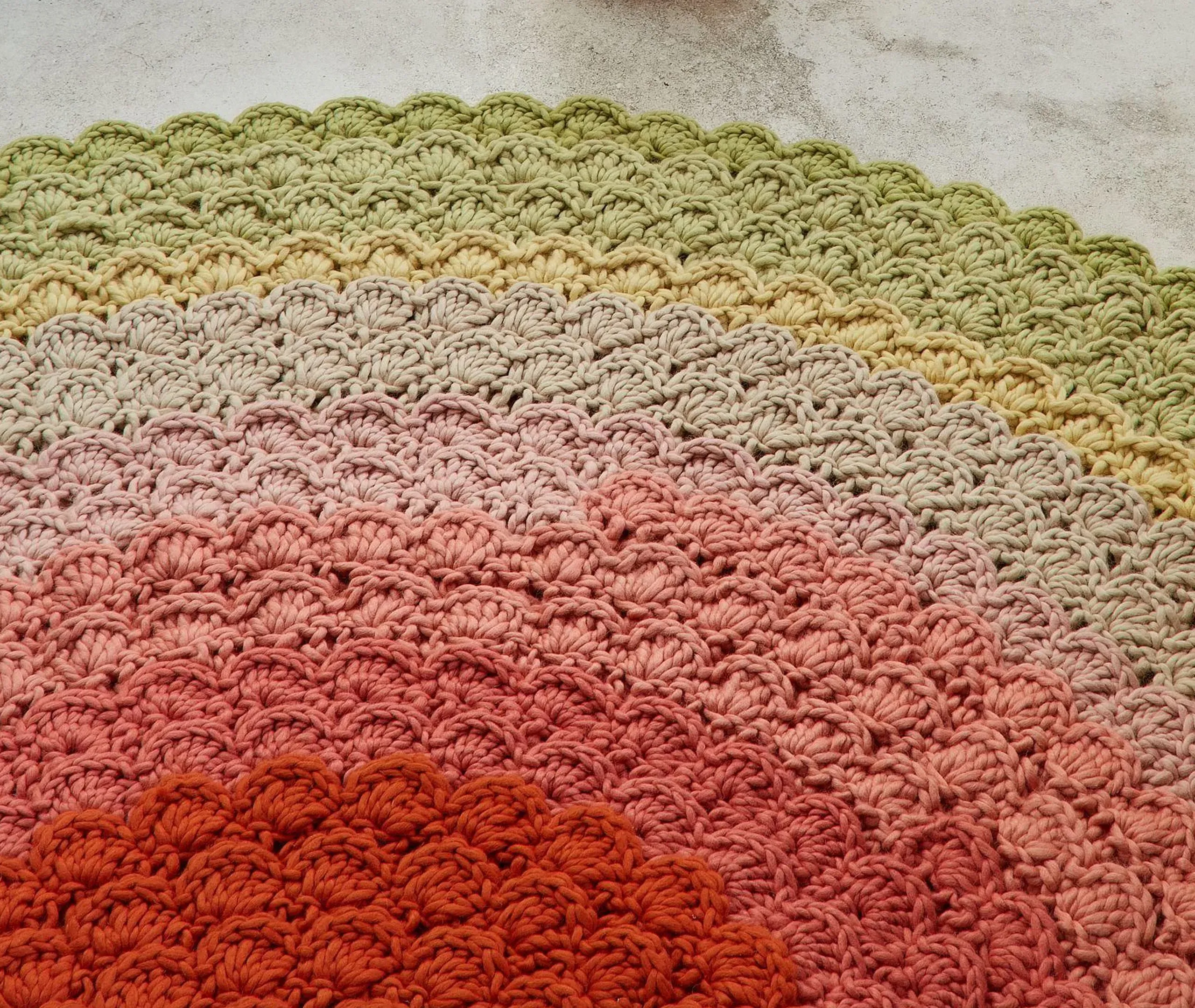 Round Swirl Rug - Multicolor, Wool
