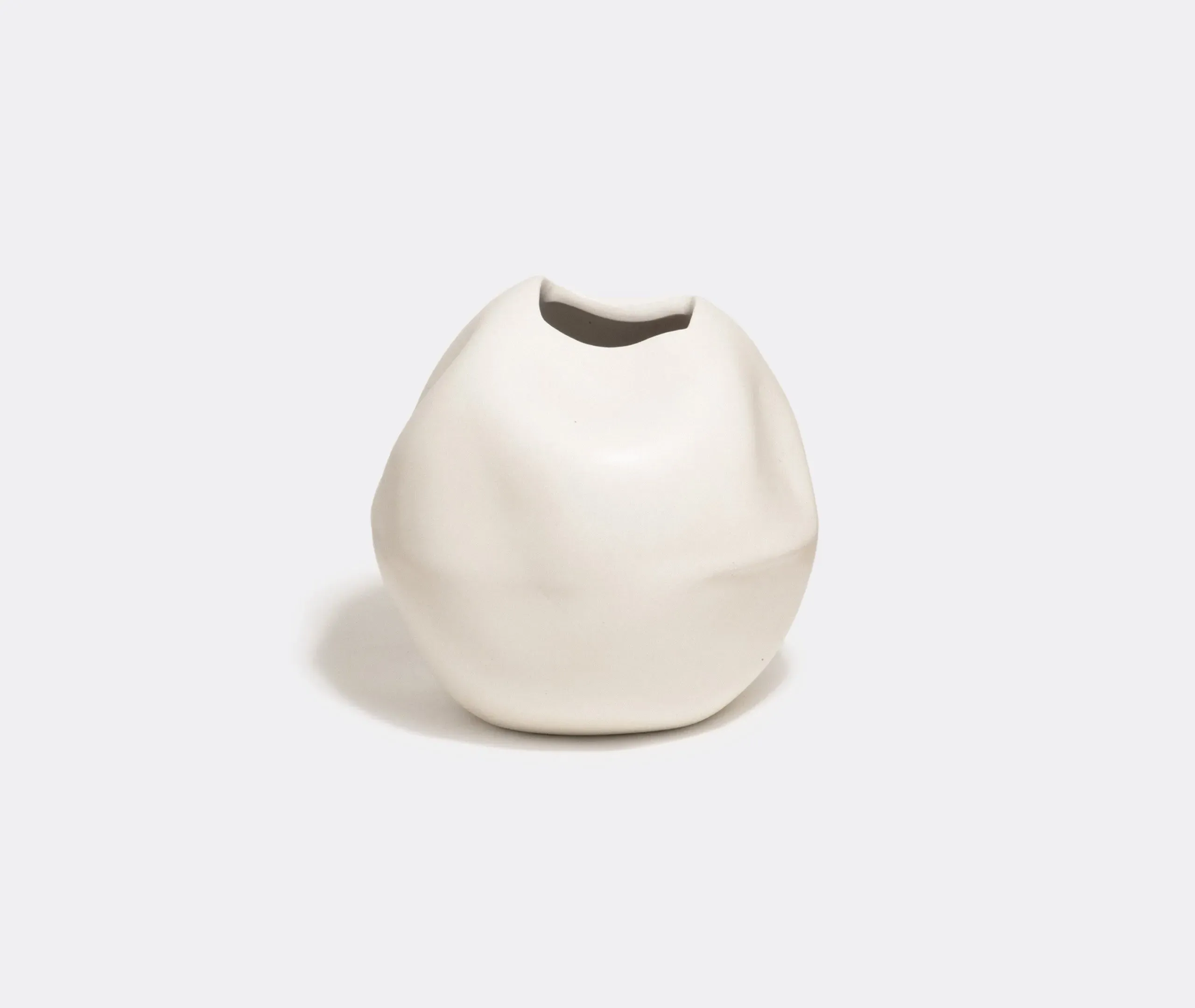 Sculptural Vase with Flowing Form - White, Ceramic