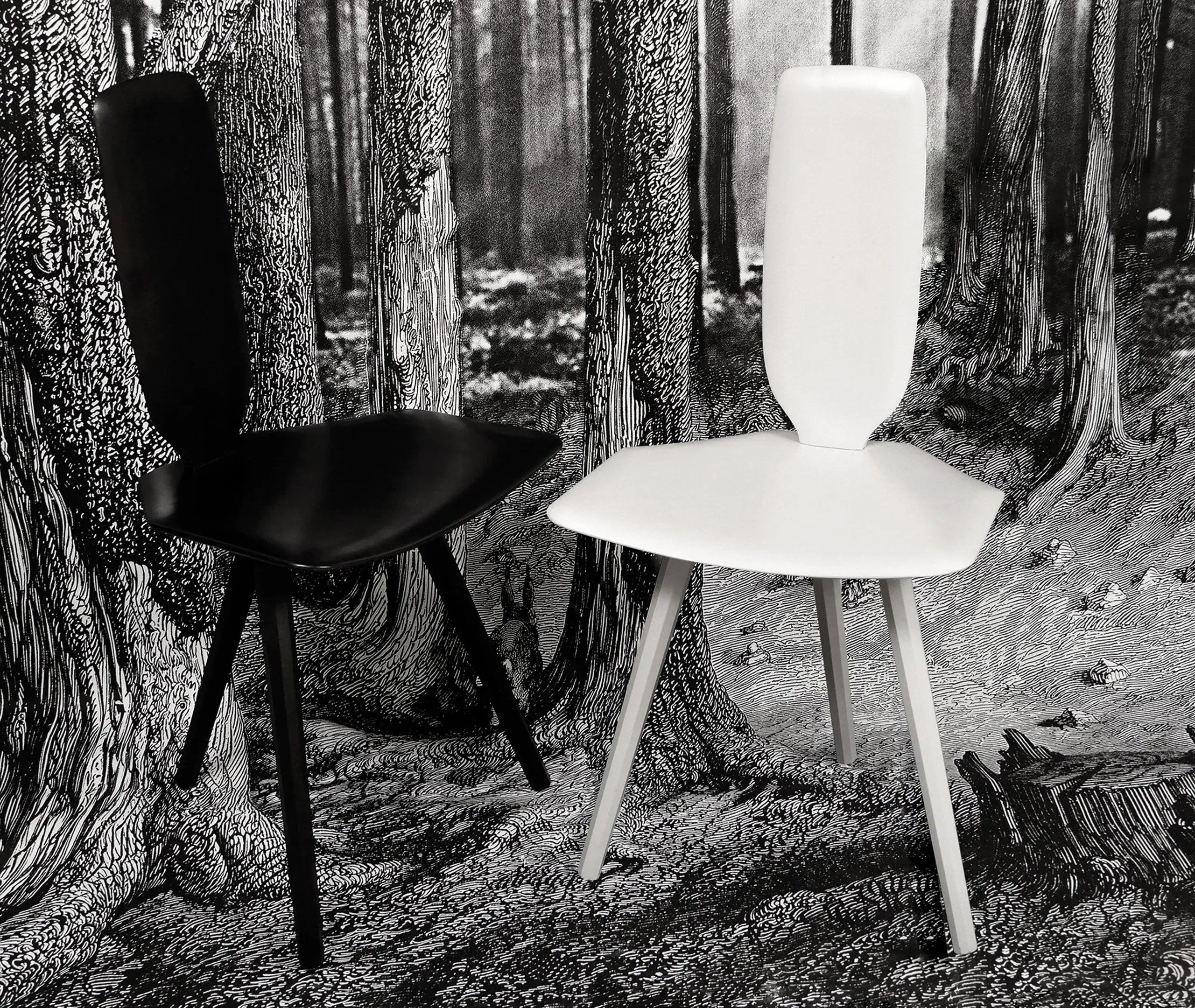 3-Leg High Chair with Cushion - Black, Beech Wood