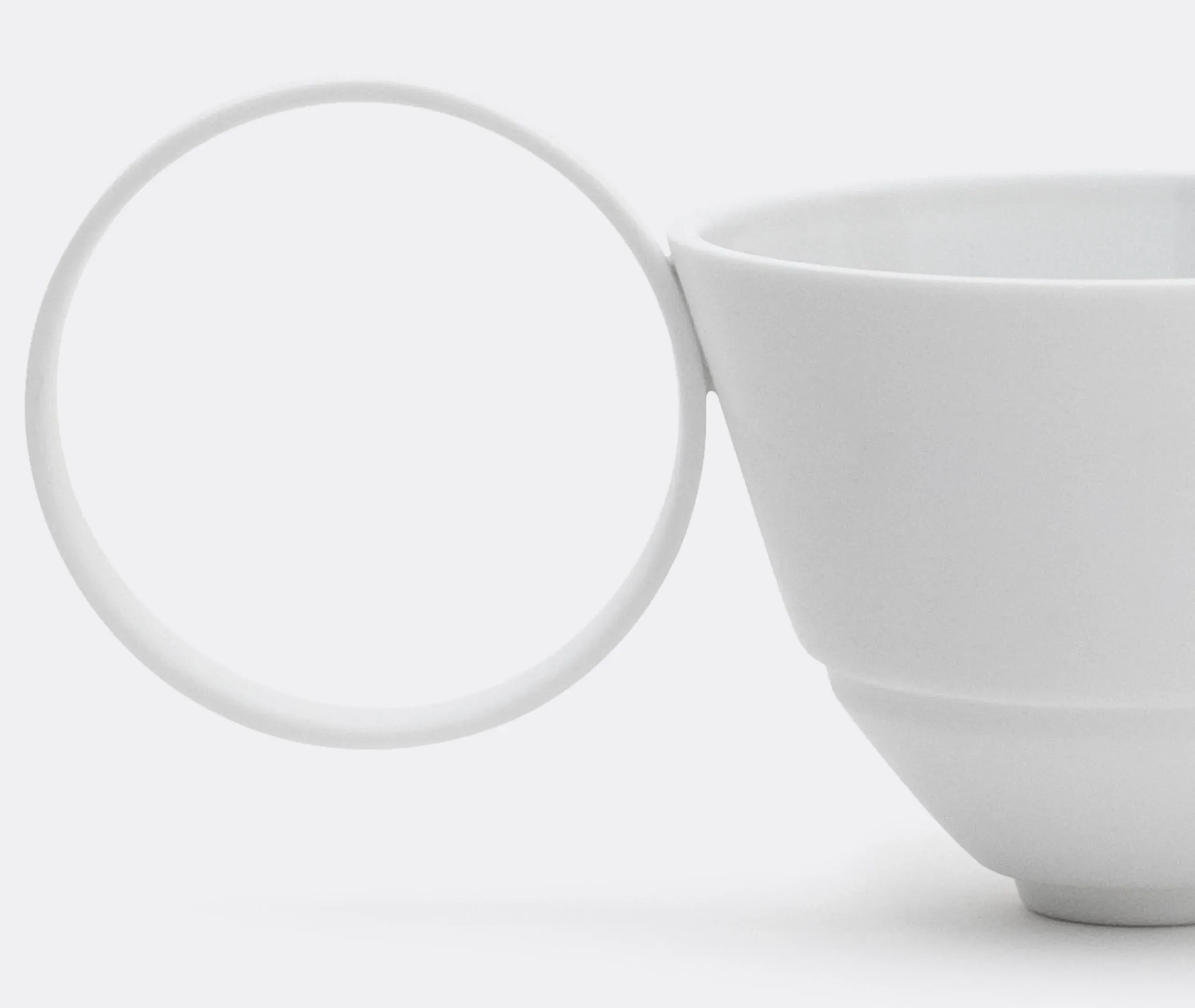 Set of 2 Circle Teacups - White, Porcelain