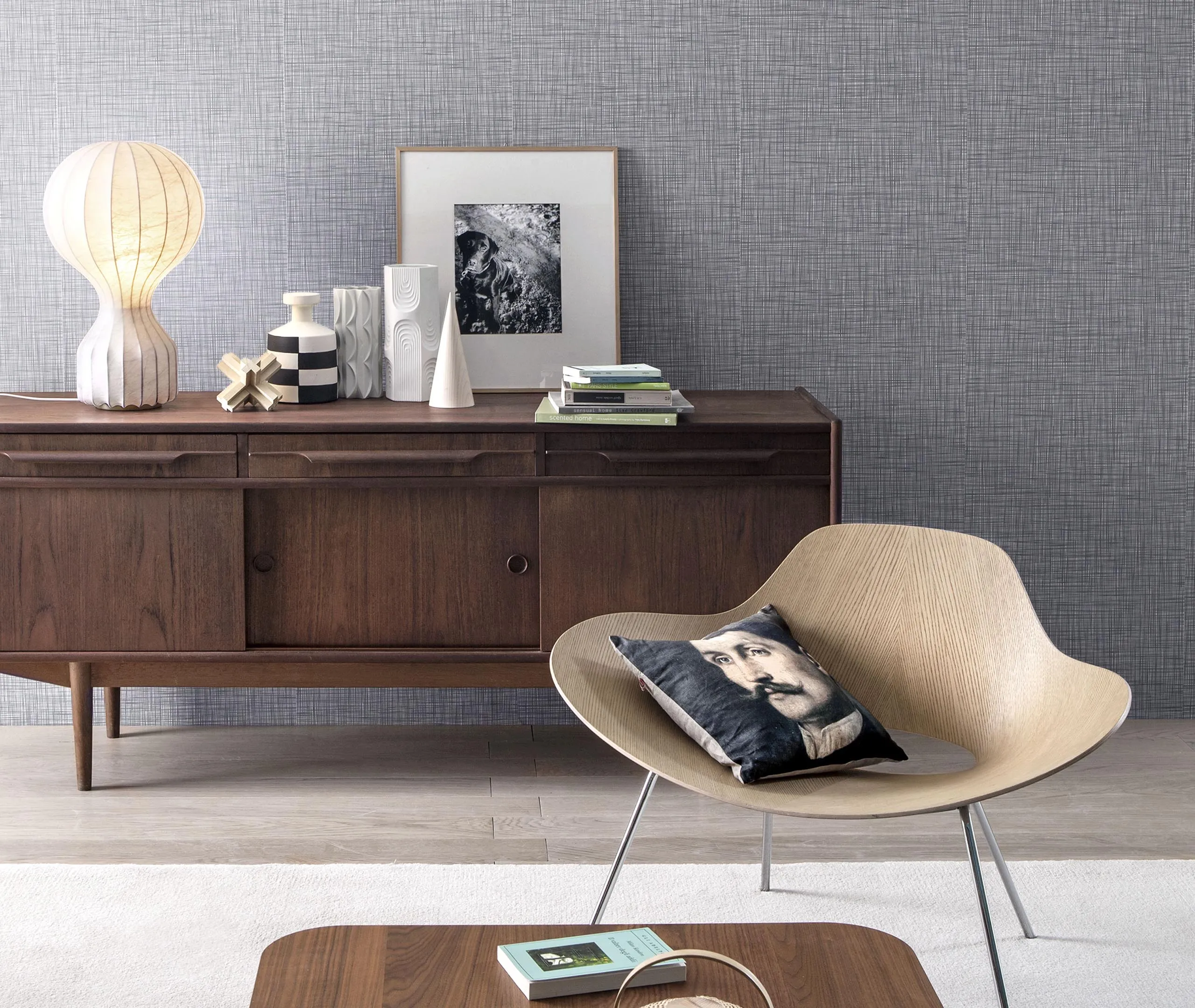 Gatto Table Lamp with US Plug - White, Steel