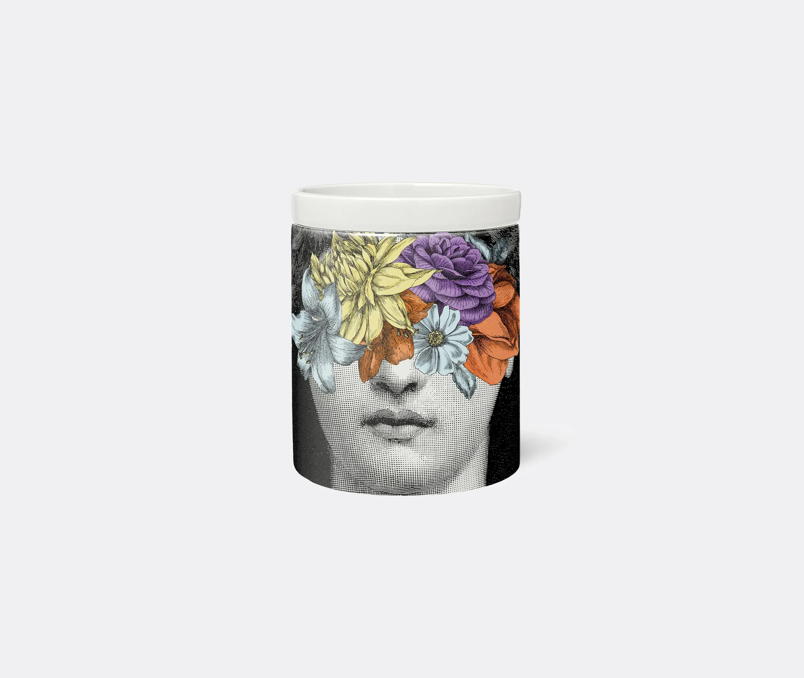 Nel Mentre Tra I Fiori Scented Candle - Multicolour, Porcelain