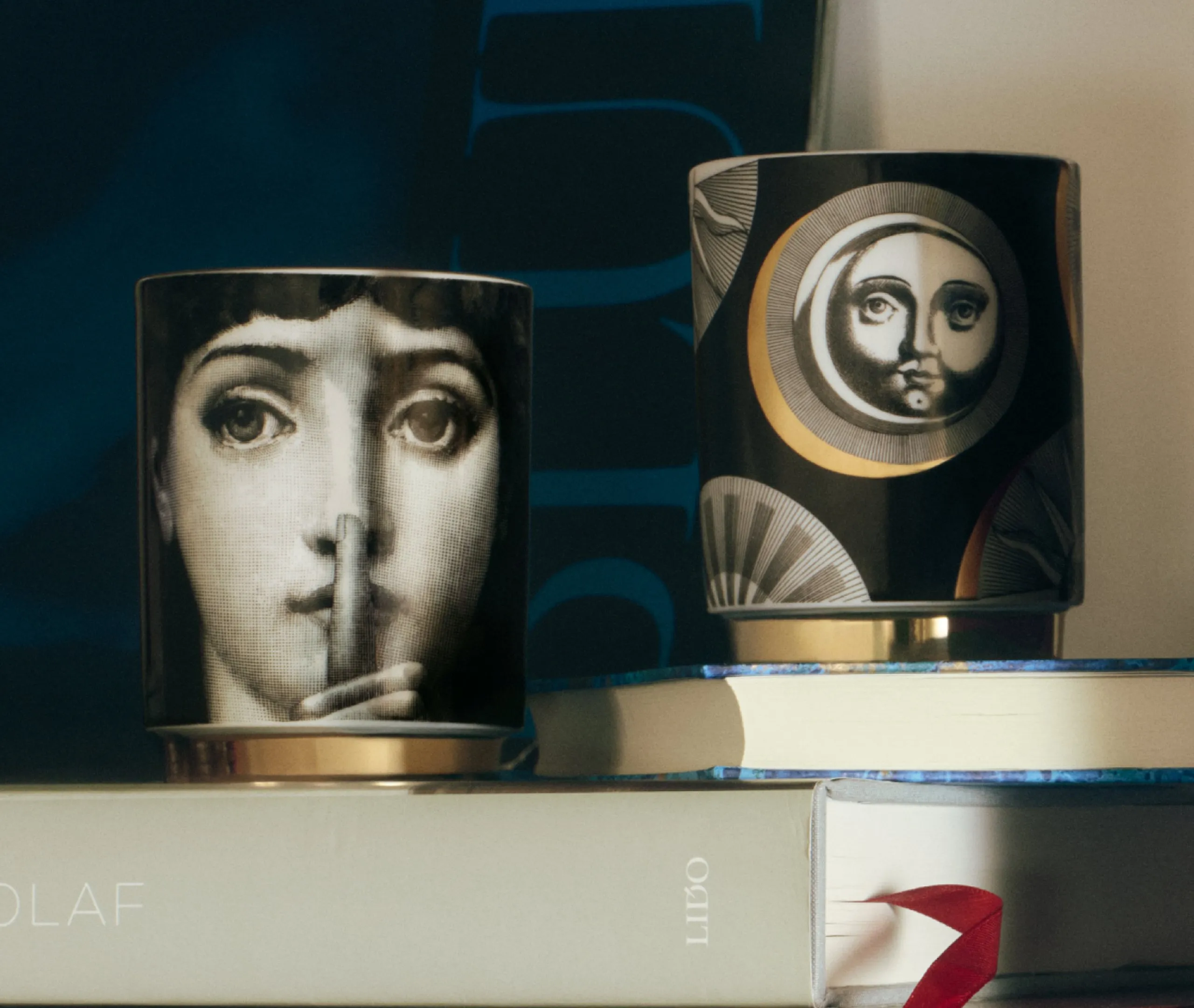 Silenzio Scented Candle - Gold/Black/White, Porcelain