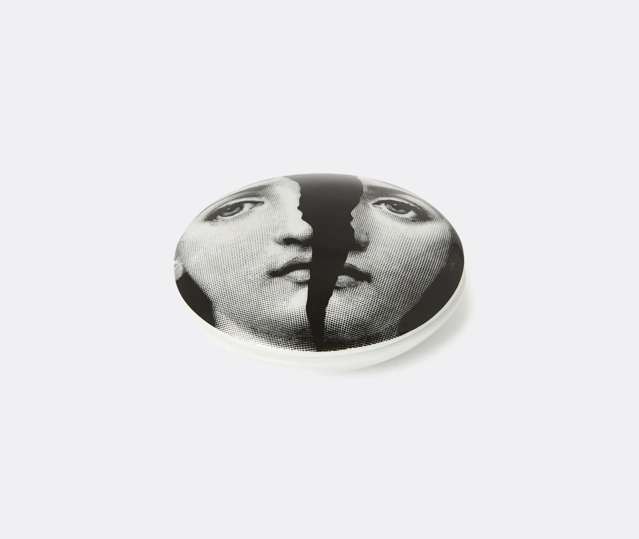 Tema E Variazioni N.10 Round Box - Black & White, Porcelain alternate view