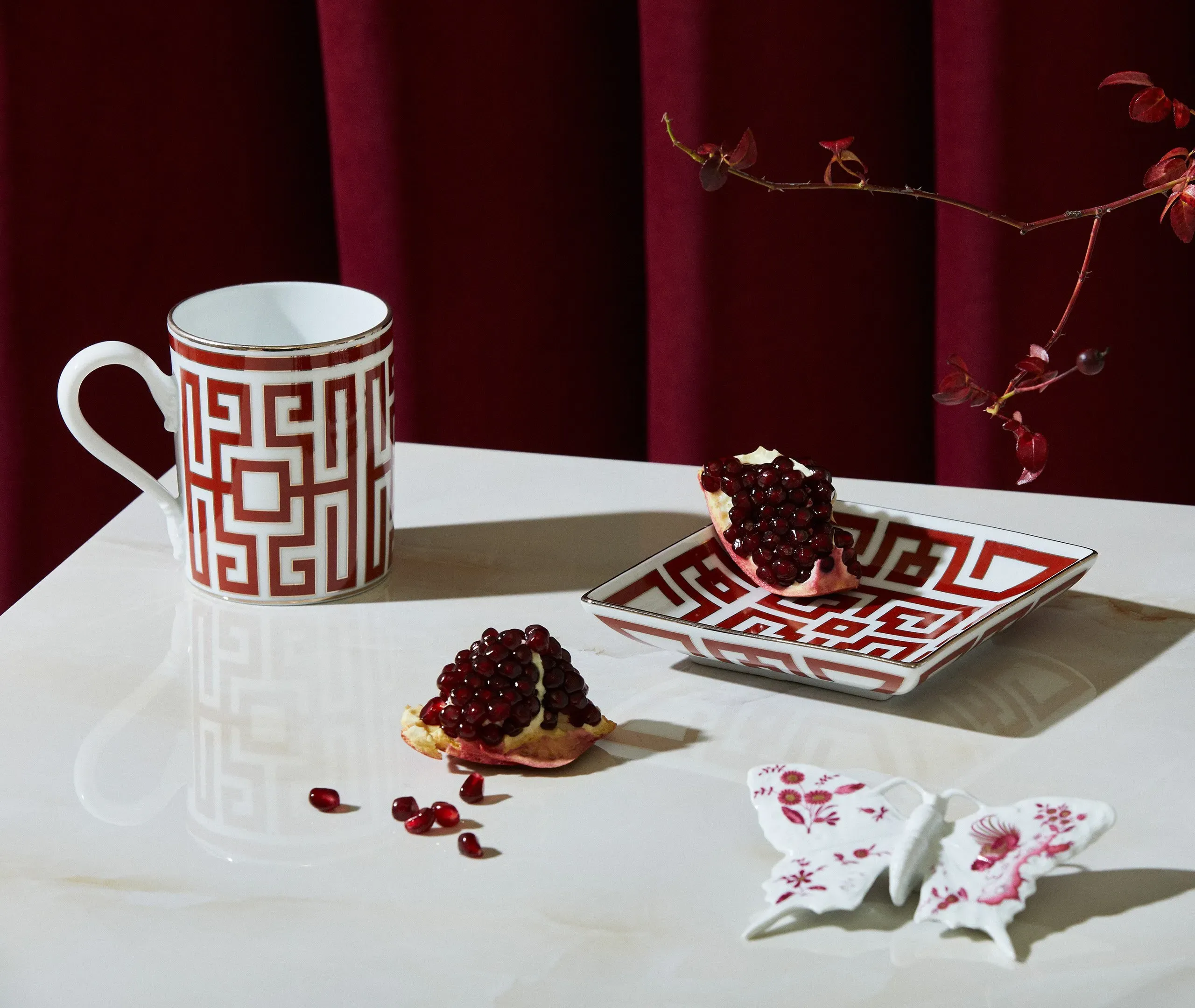 Labirinto Mug - Red, Porcelain