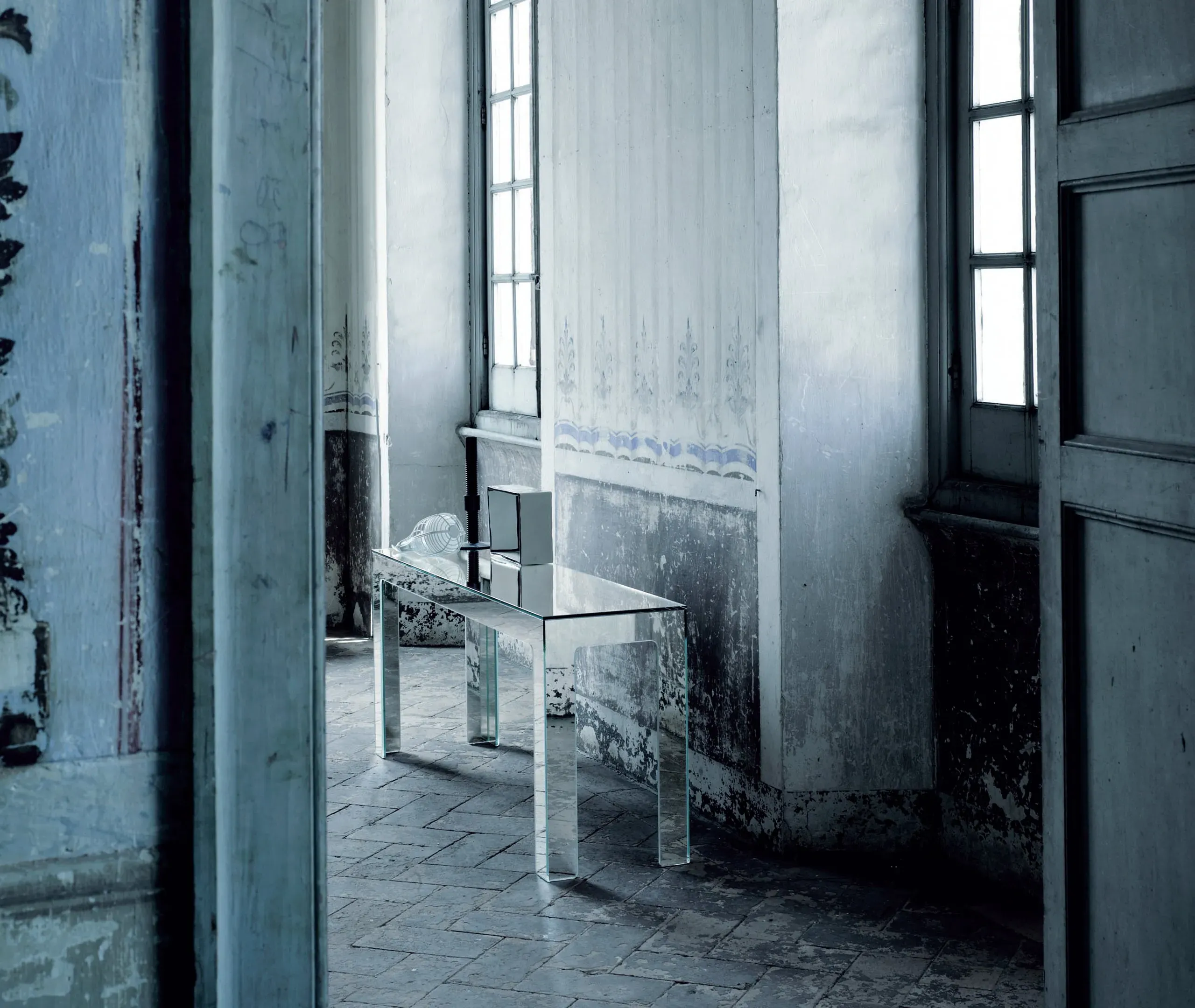 Mirror Mirror Low Table - Mirror