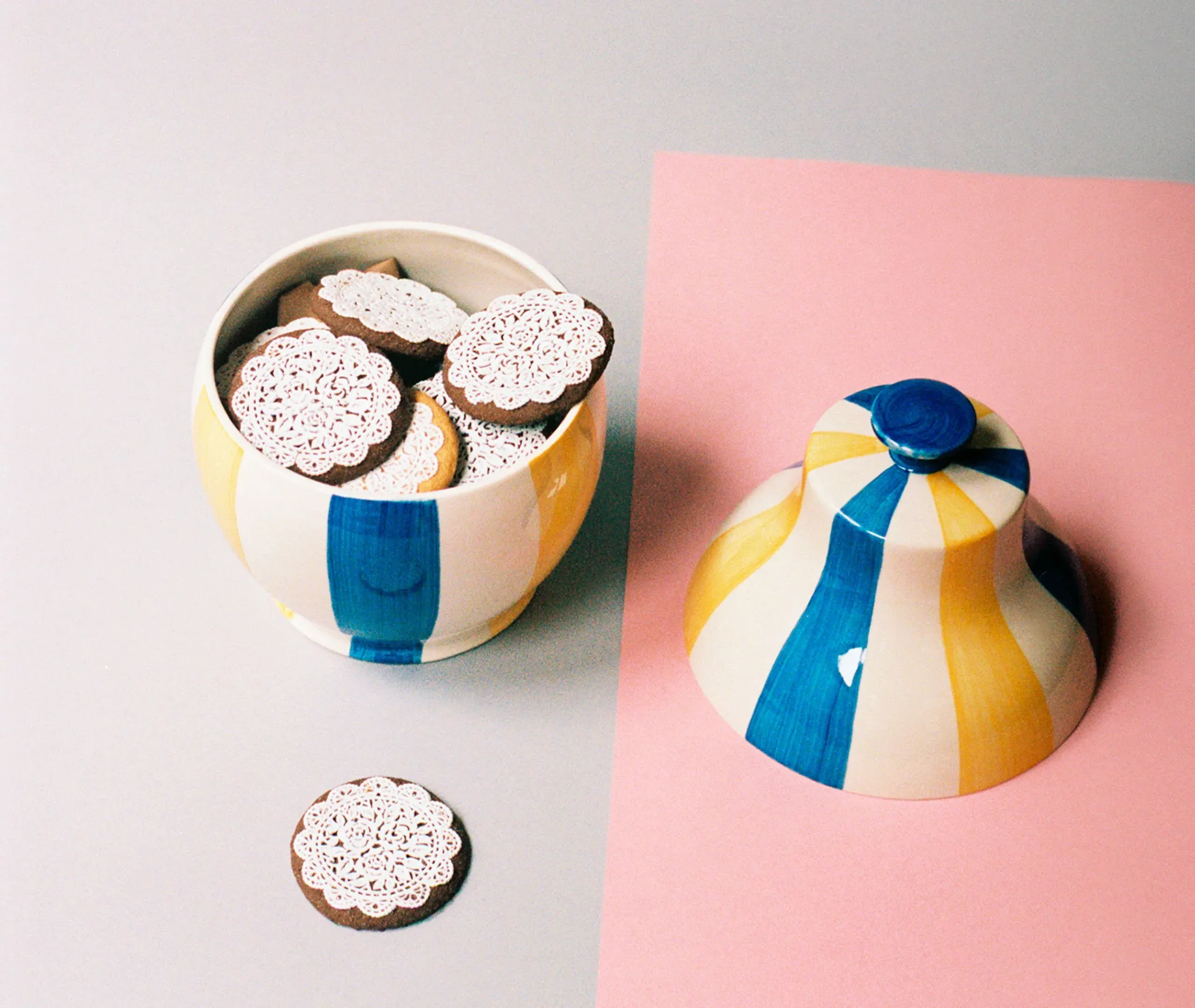 Cookie Jar with Striped Design - Multicolor, Porcelain