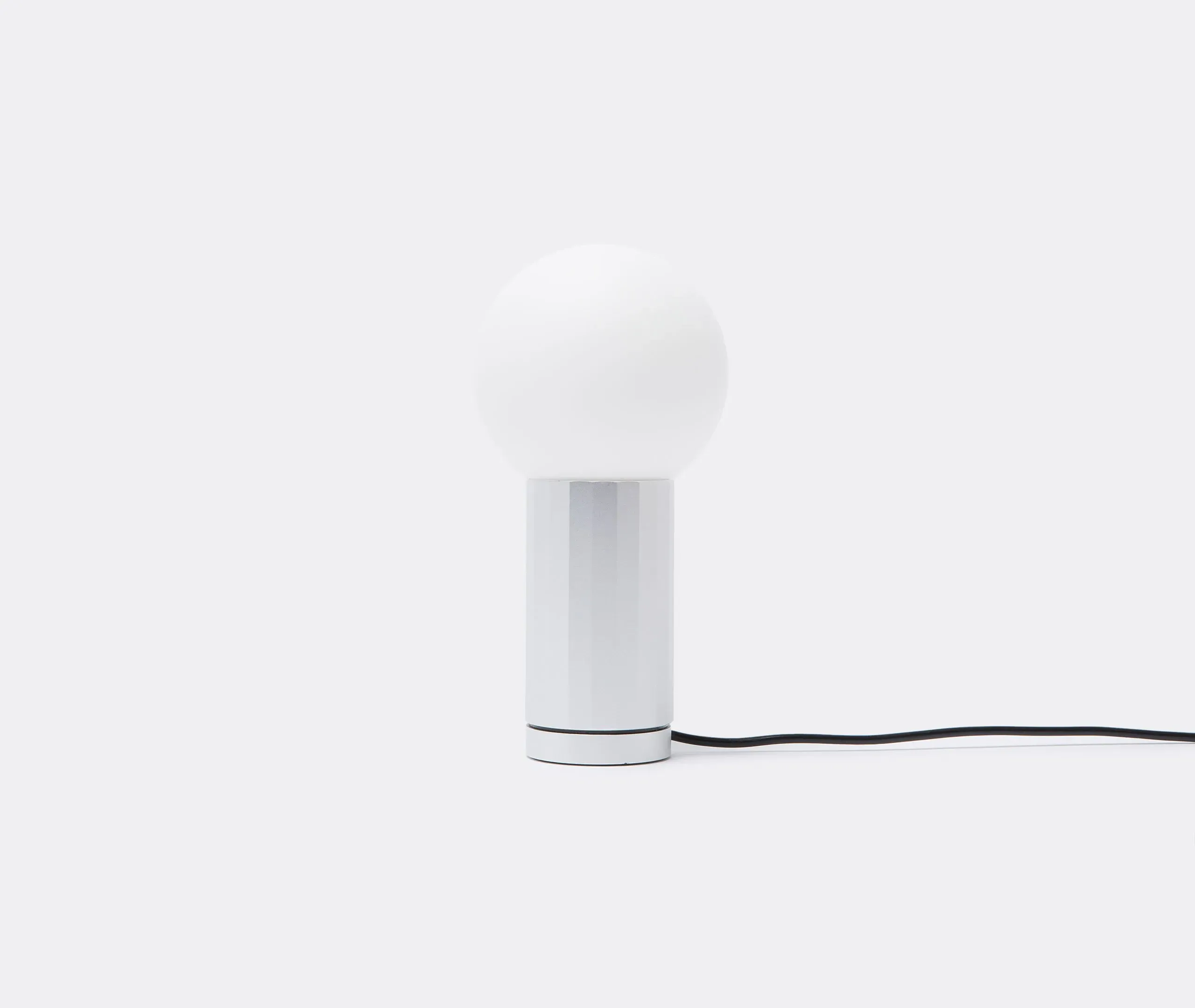 Cylindrical Table Lamp with Dimmer - Aluminium image