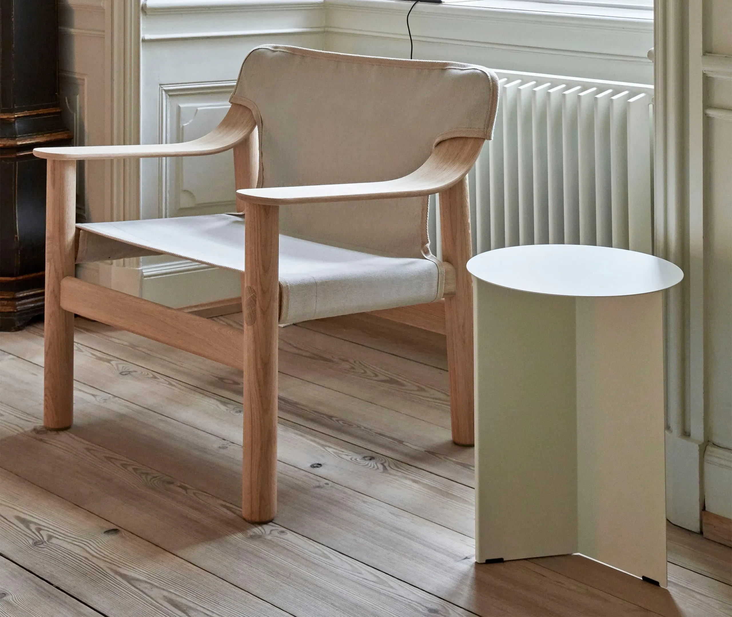 Round Side Table High - White, Steel