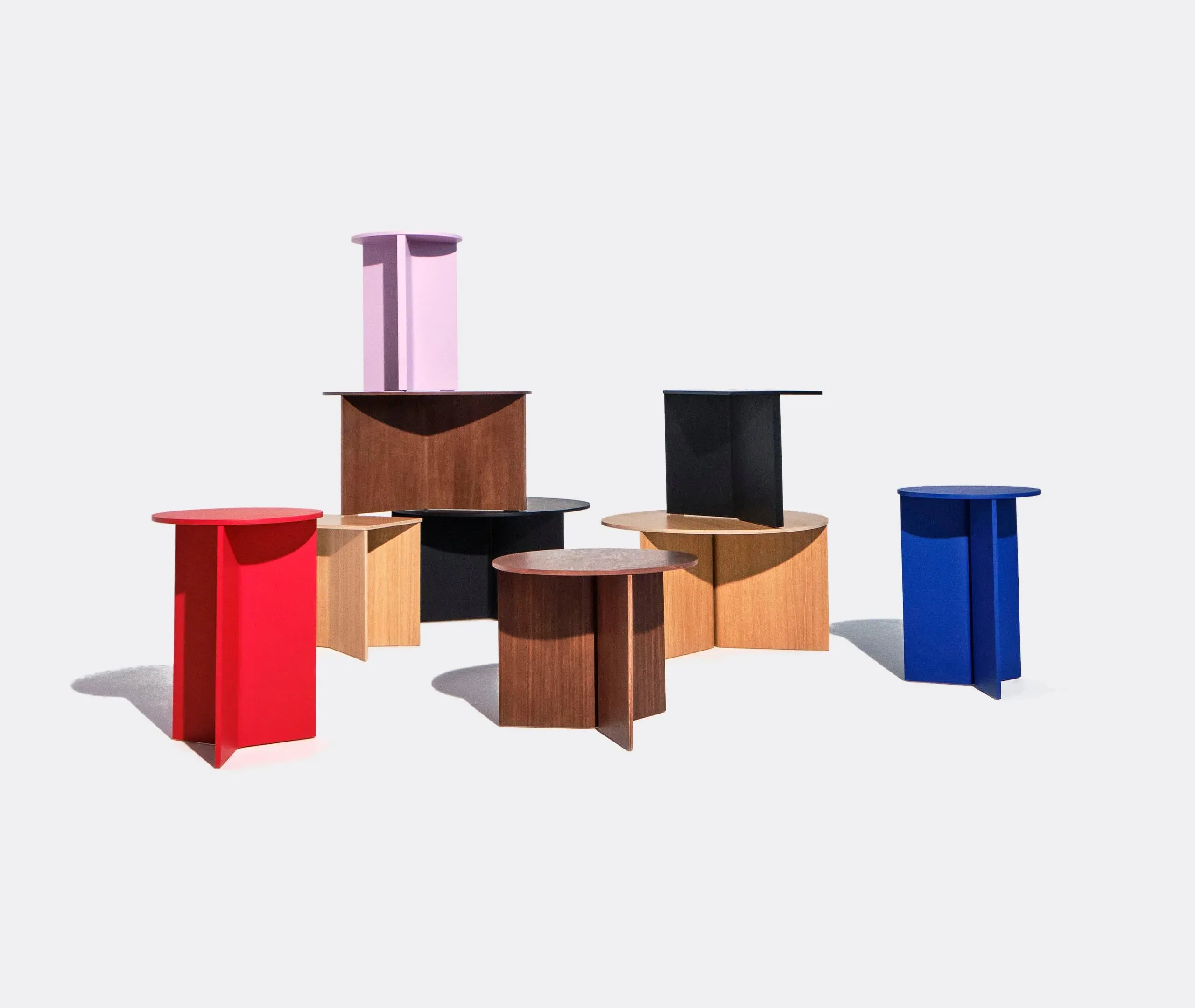 Slit Small Round Side Table - Walnut