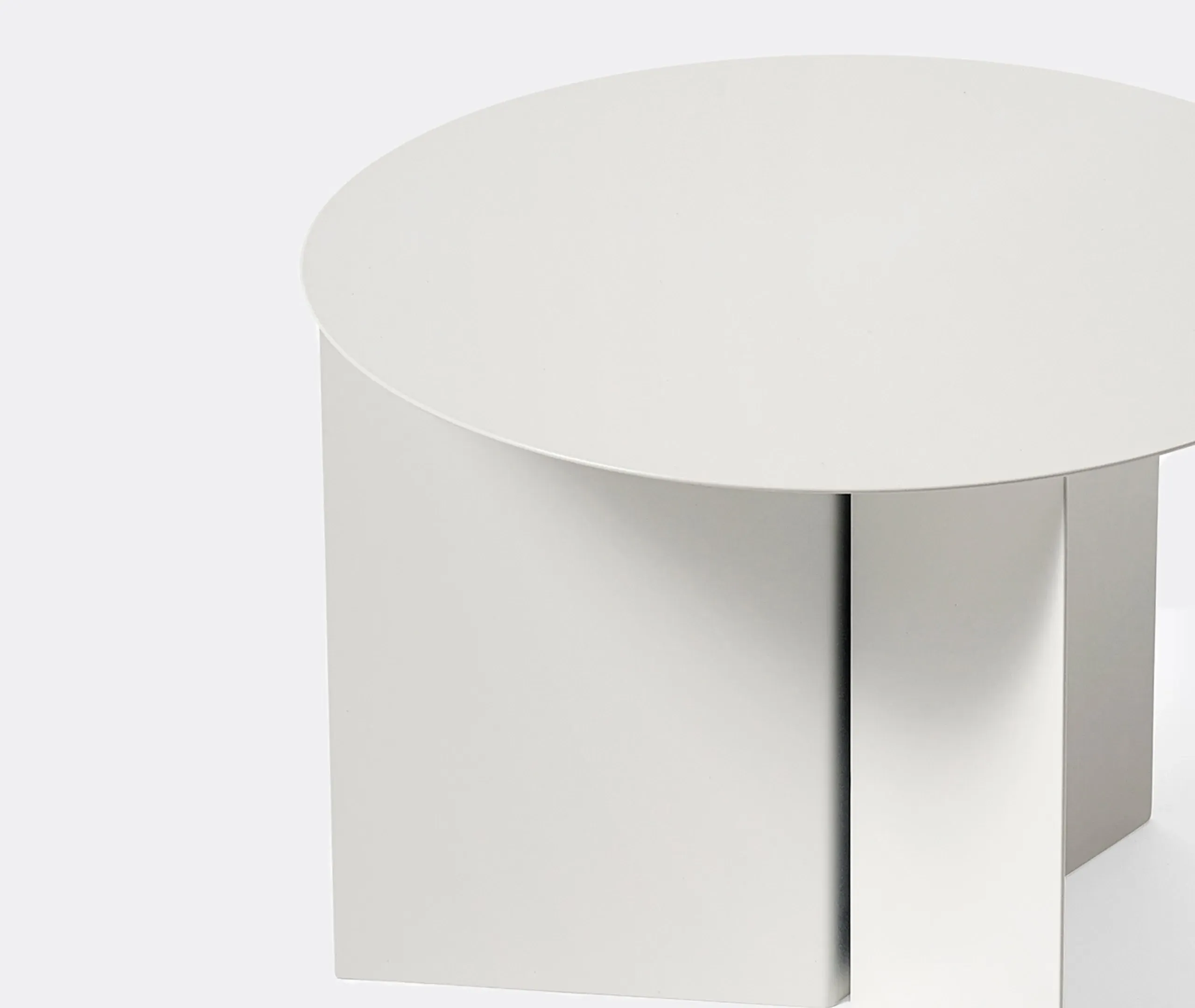 Slit Small Round Side Table - White, Steel