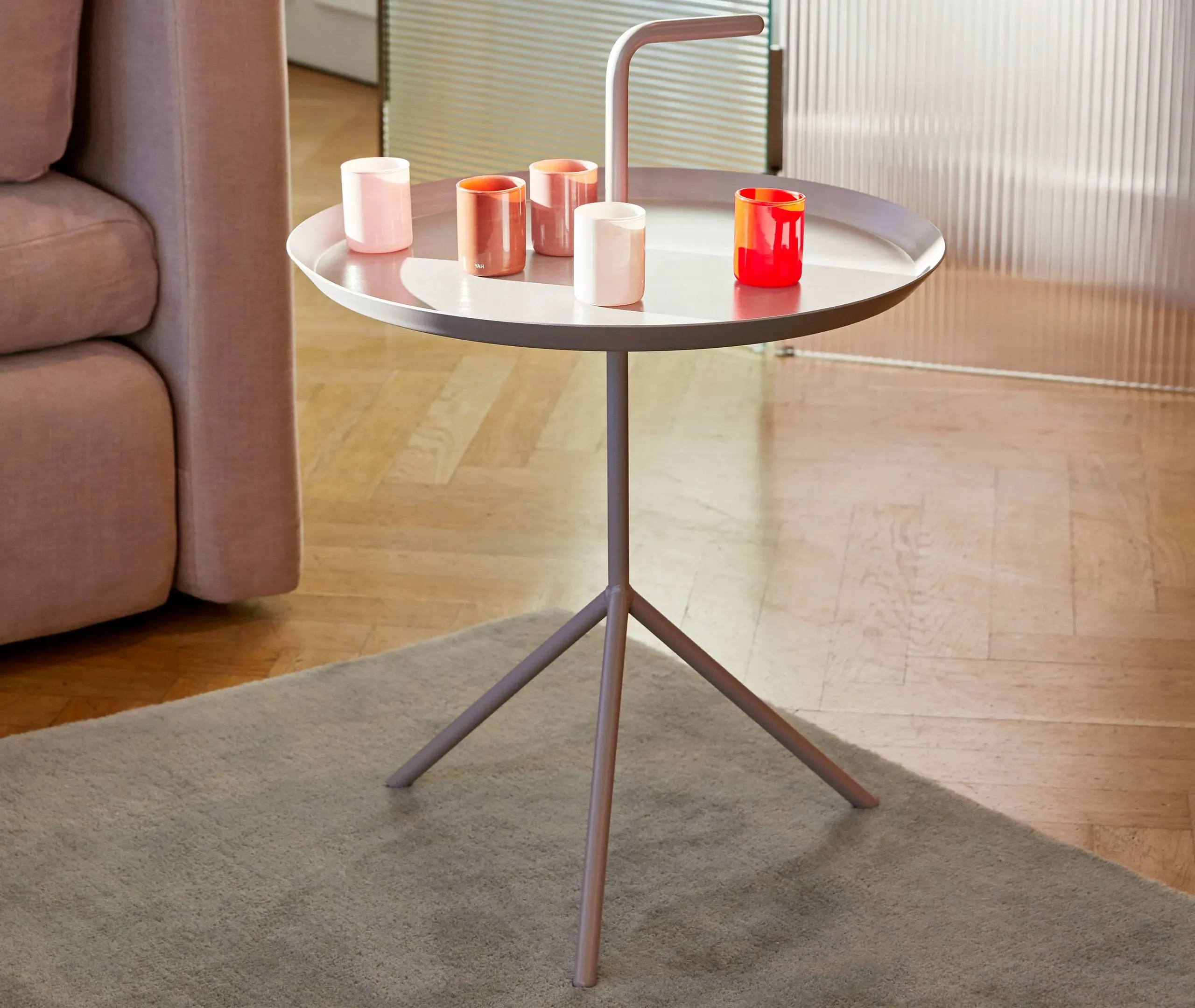XL Coffee Table with 3 Legs - White, Steel