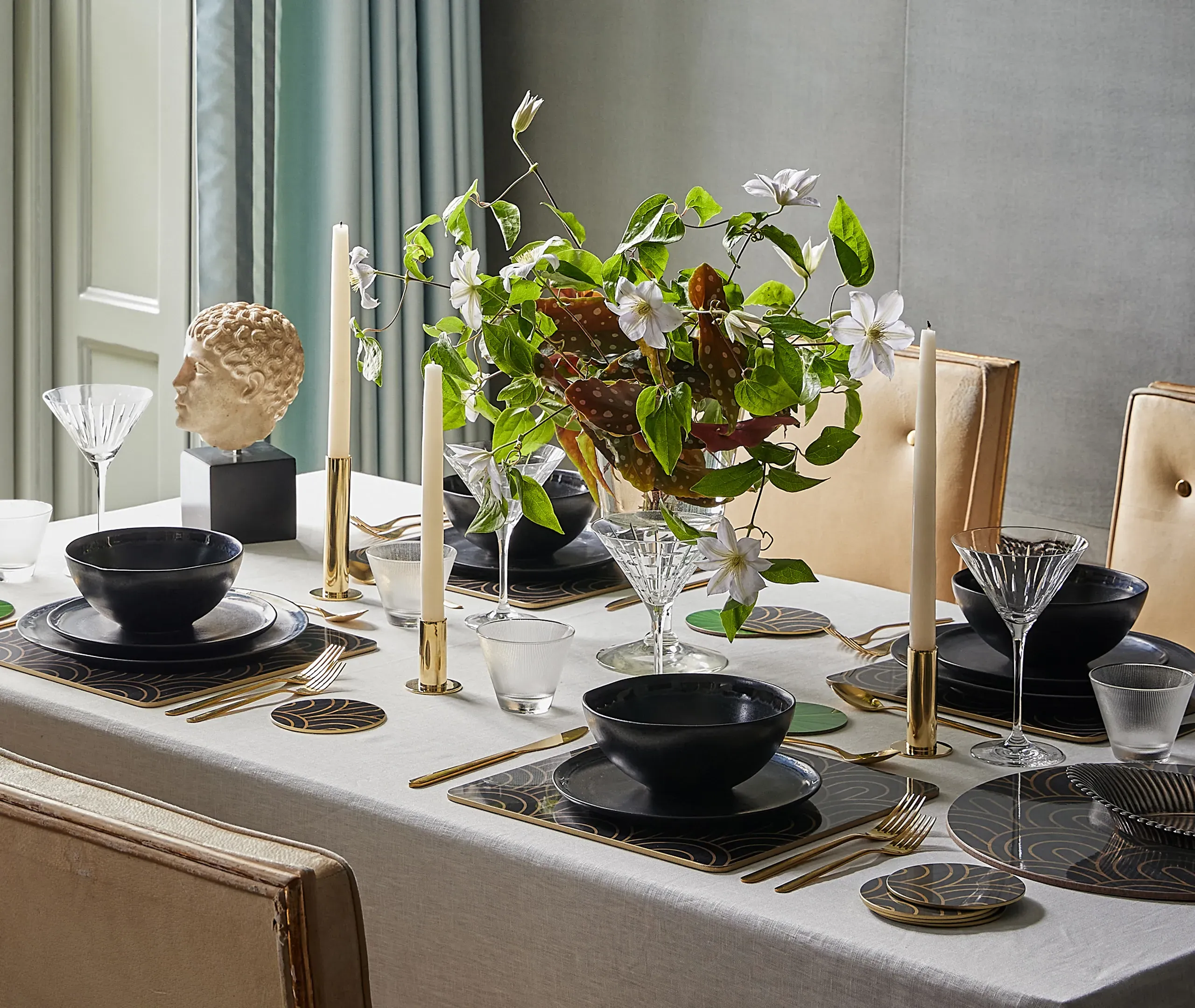 Deco Round Tablemat Set of Two - Noir, Gold Accents