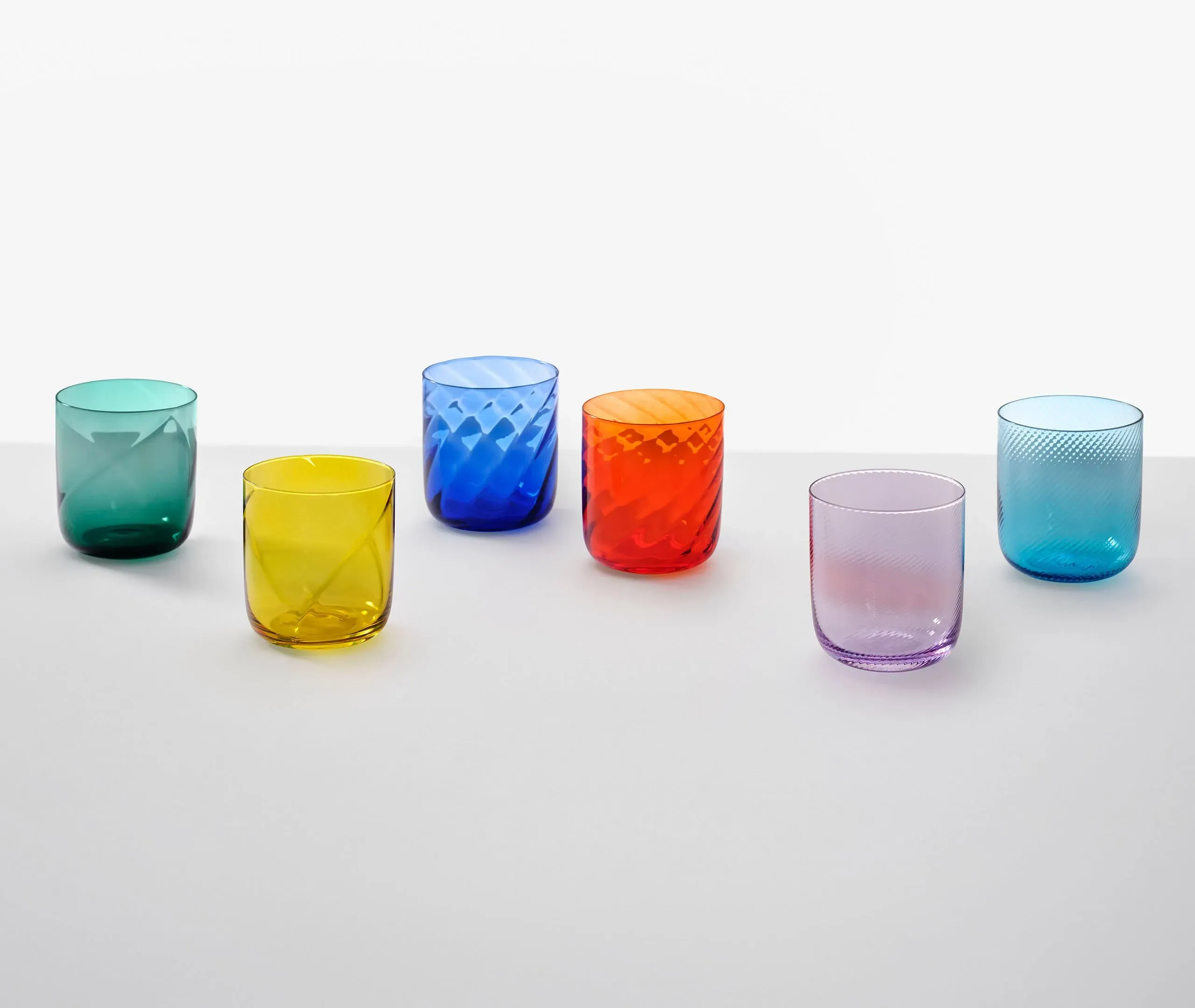 Set of 6 Tumblers with Spiral Pattern - Glass