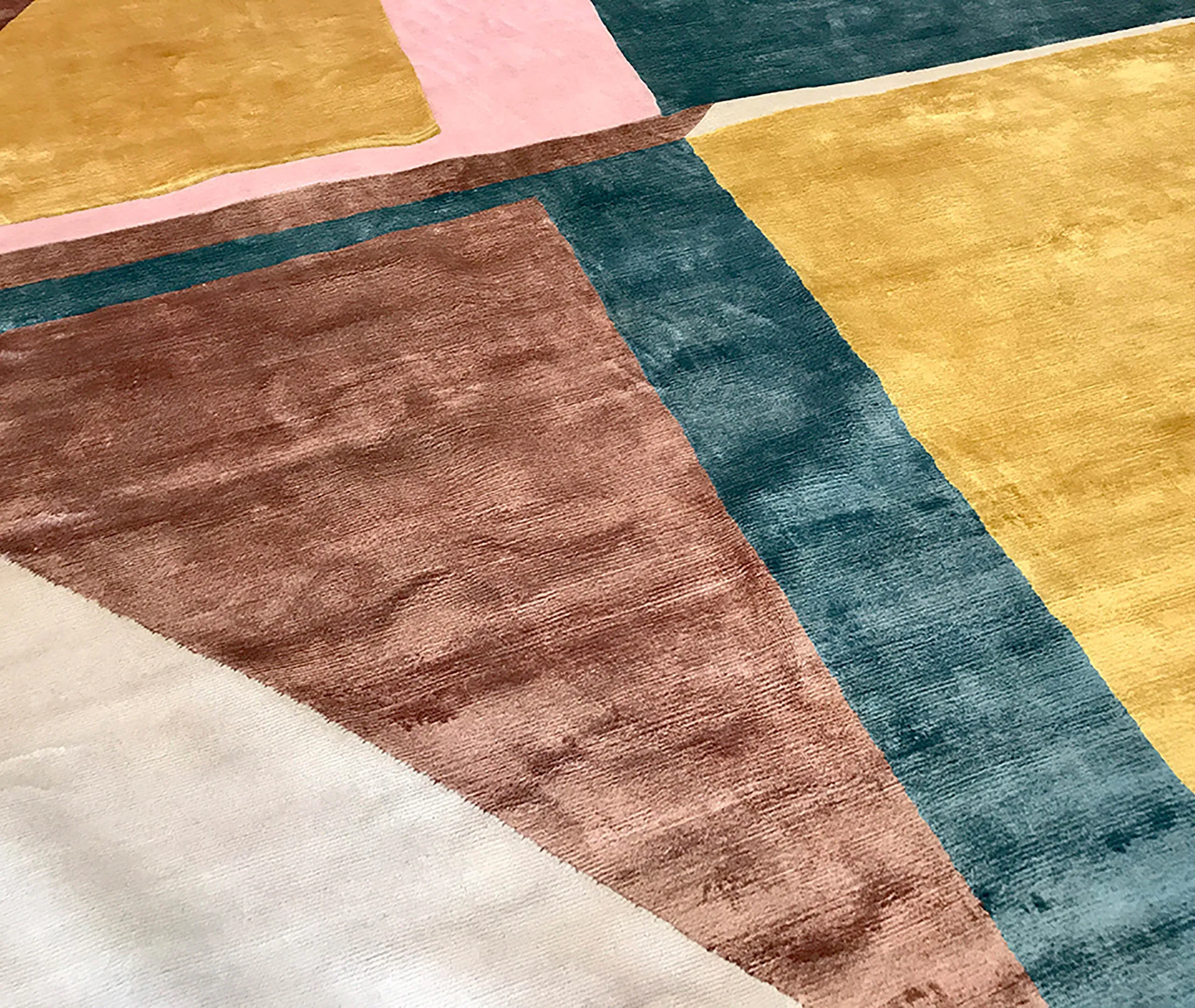 Costellazioni I Rug - Multicolor, Silk & Himalayan Wool alternate view