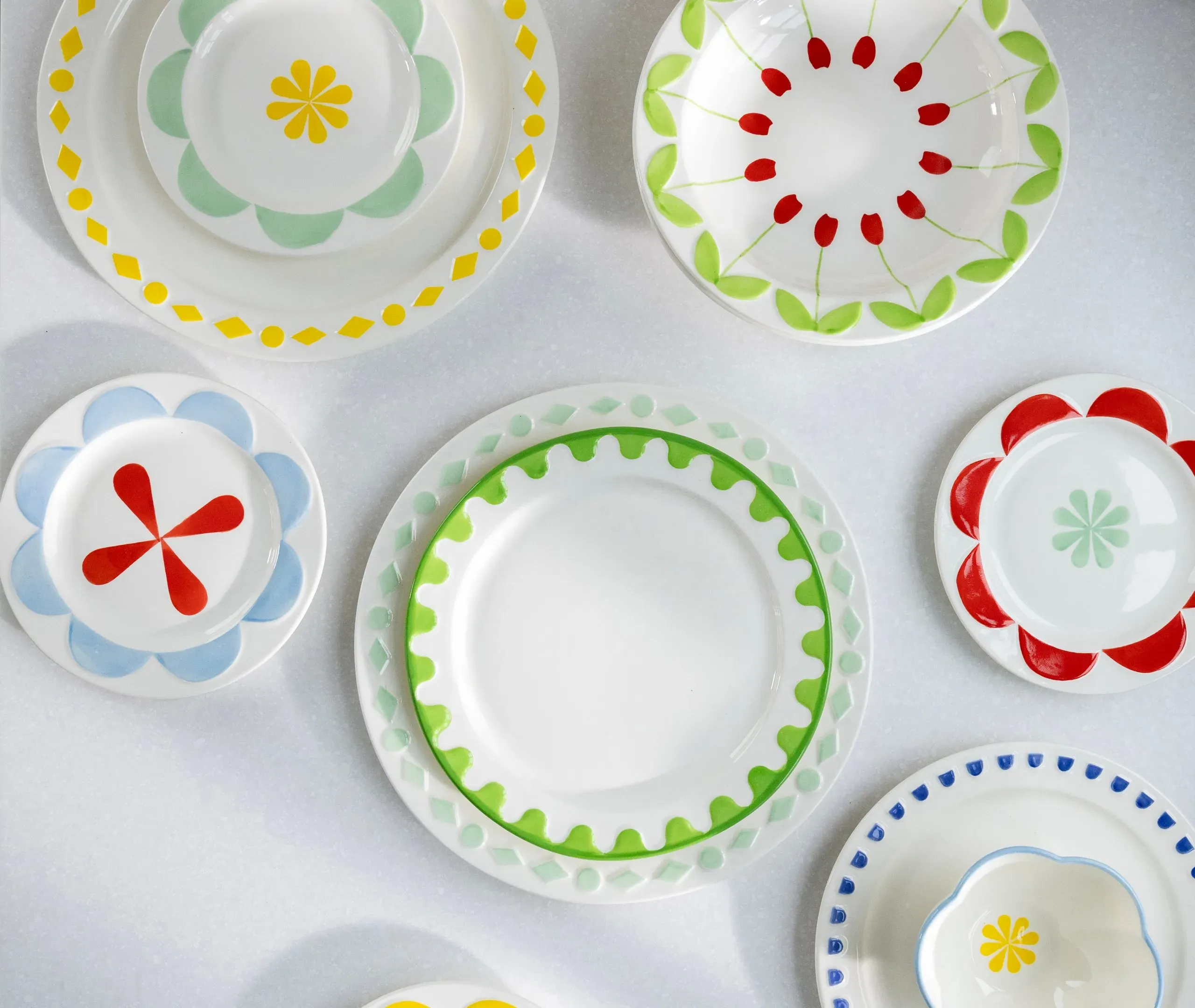 4-Piece Dessert Plate Set - Multicolor, Porcelain