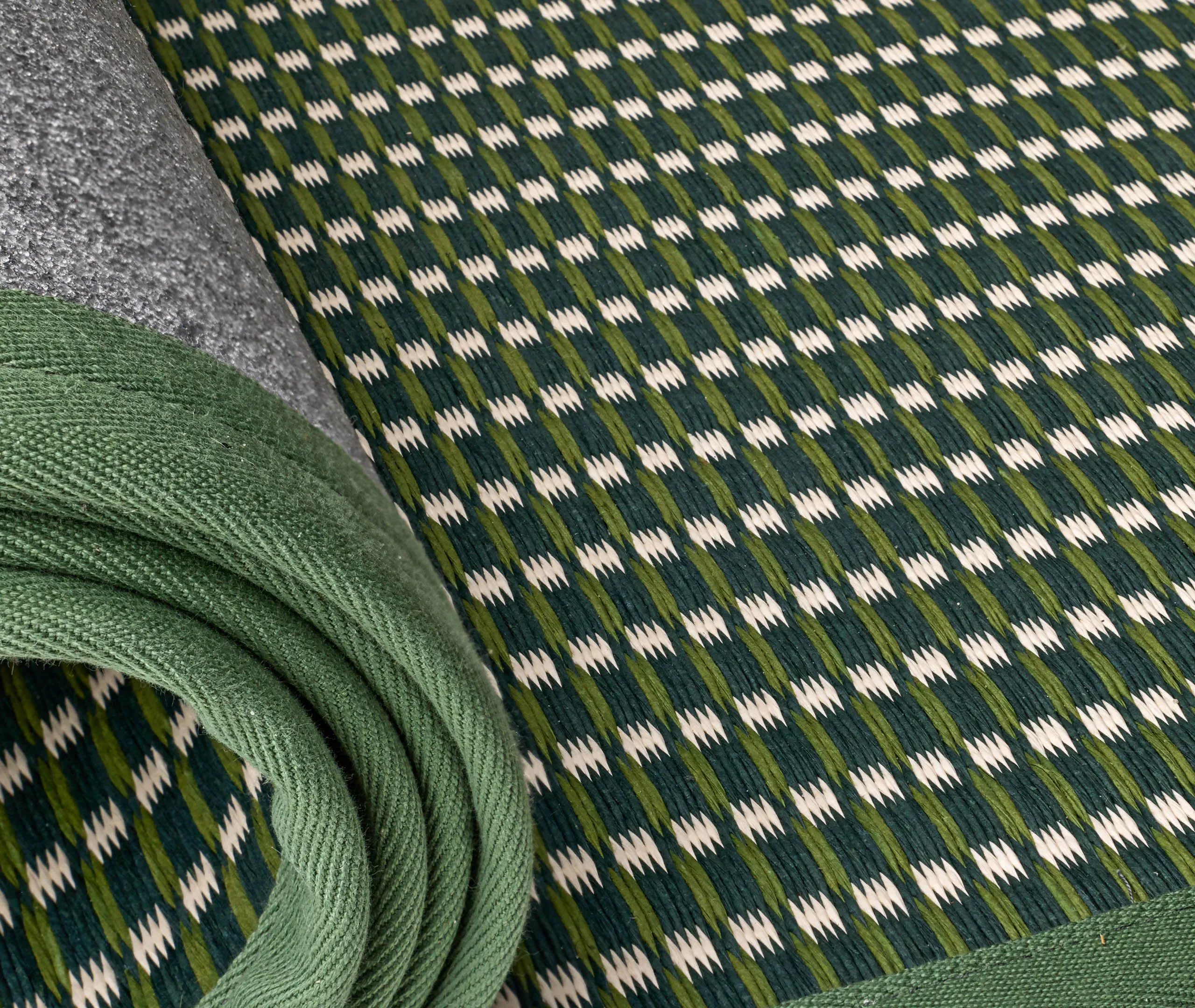 Small Rectangular Rug - Green, Paper Yarn