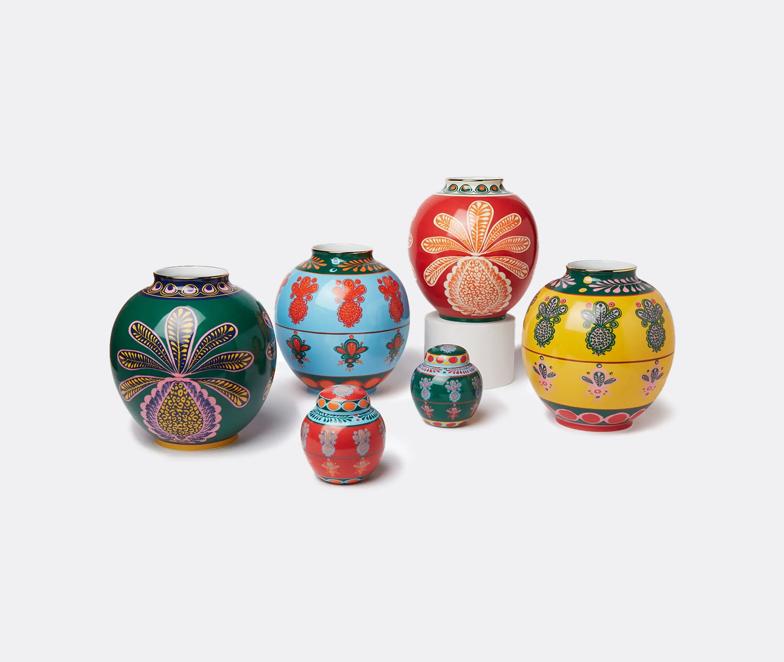 Bubble Vase with Pineapple Motif - Burgundy