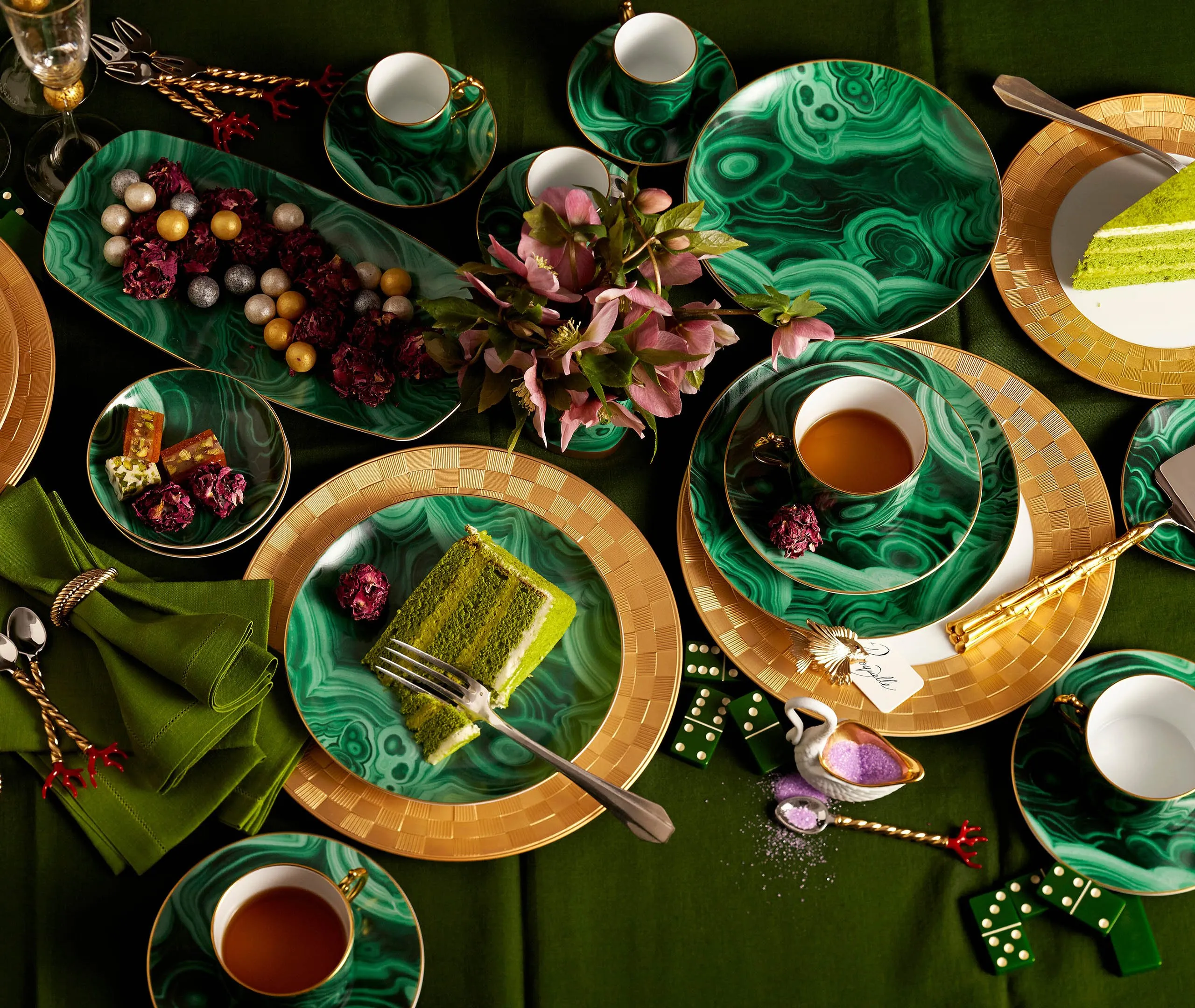 Charger Plate with Gilded Rim - Green, Malachite