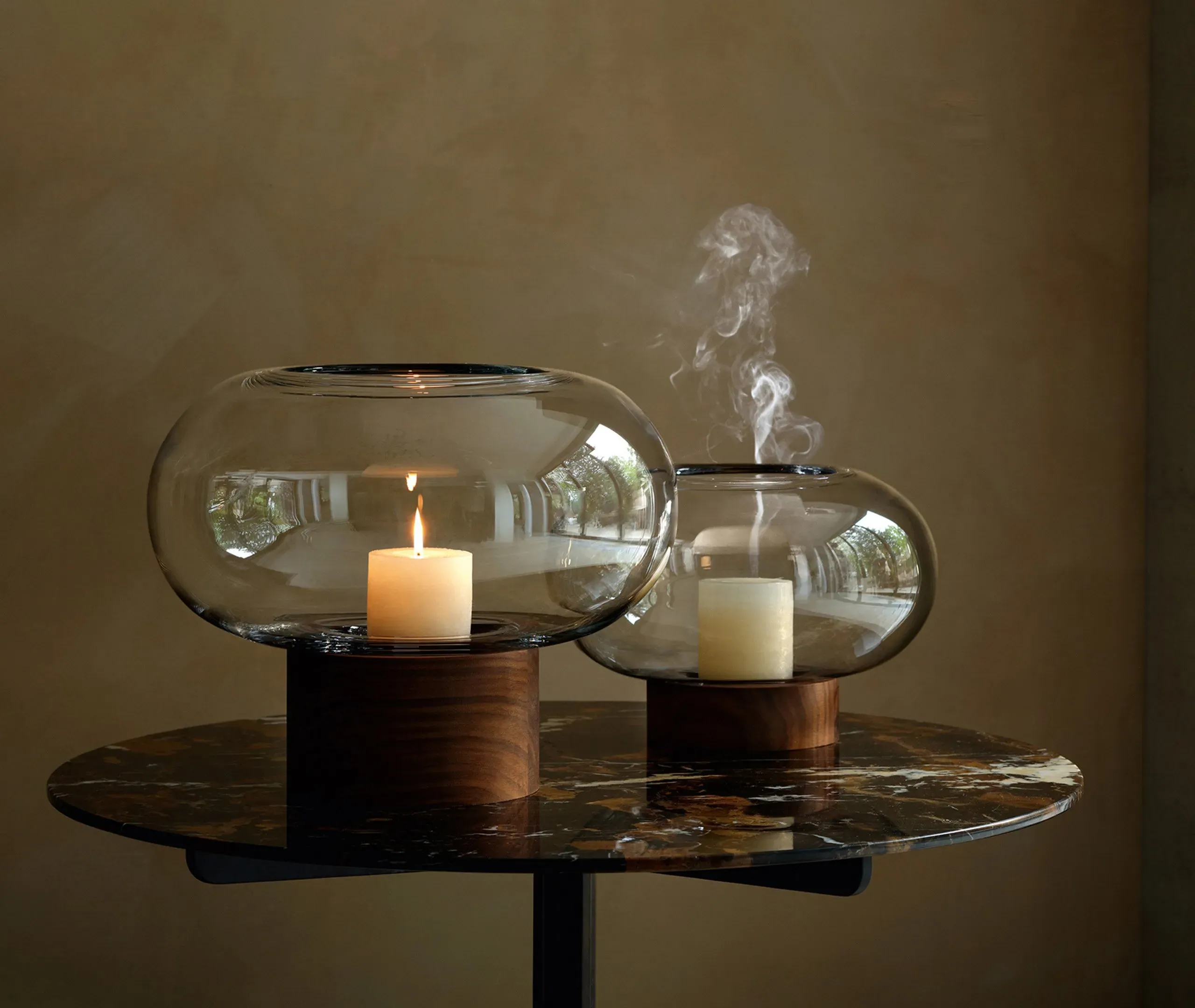 Oblate Wide Vase - Clear, Walnut