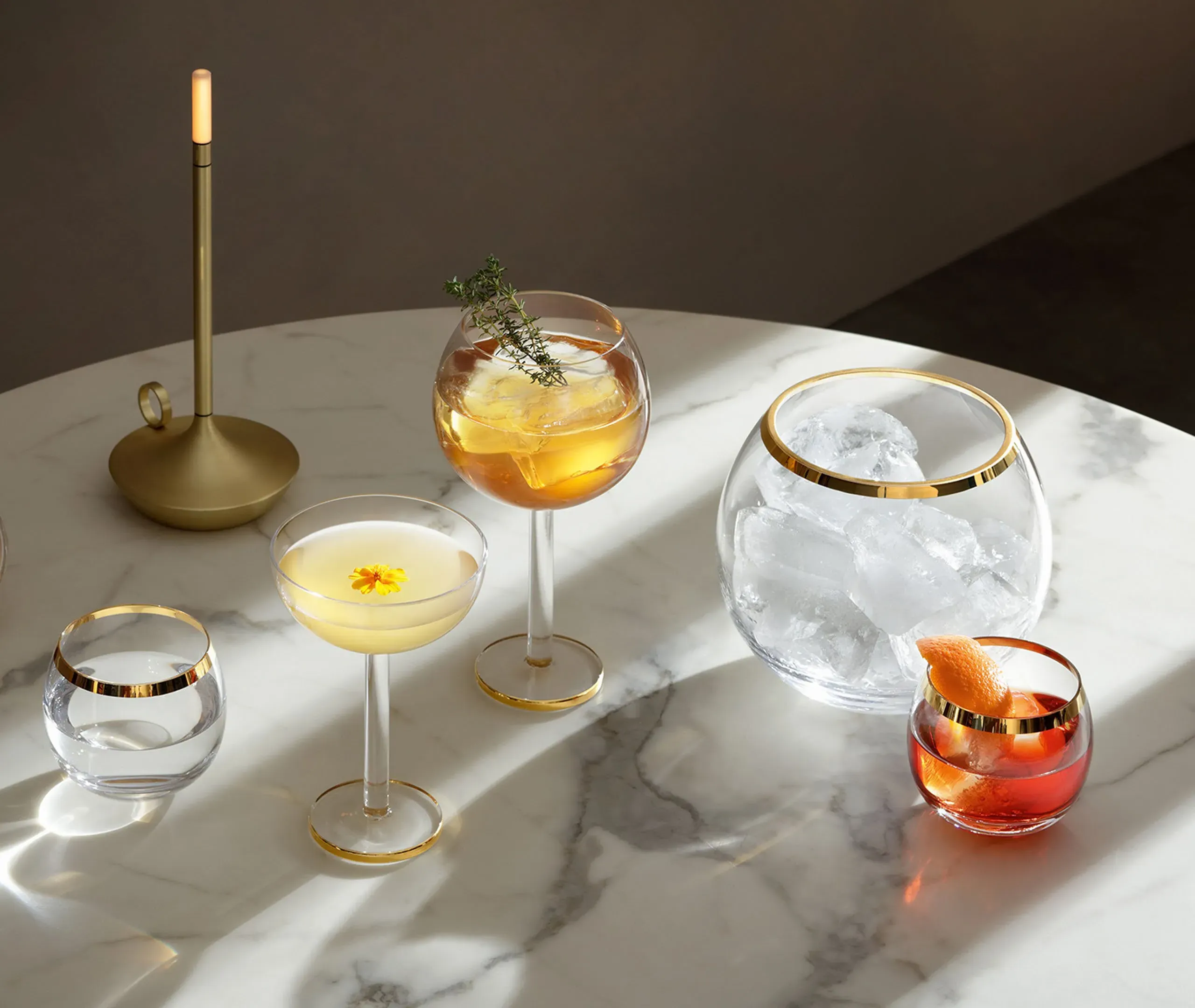 Set of 2 Balloon Glasses - Gold, Glass
