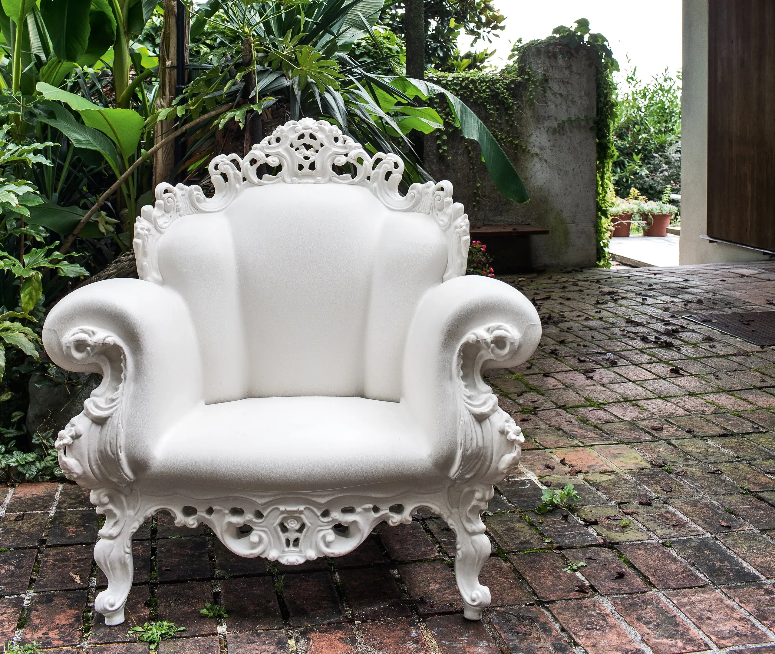 Baroque Chair with Pointillism Design - Orange