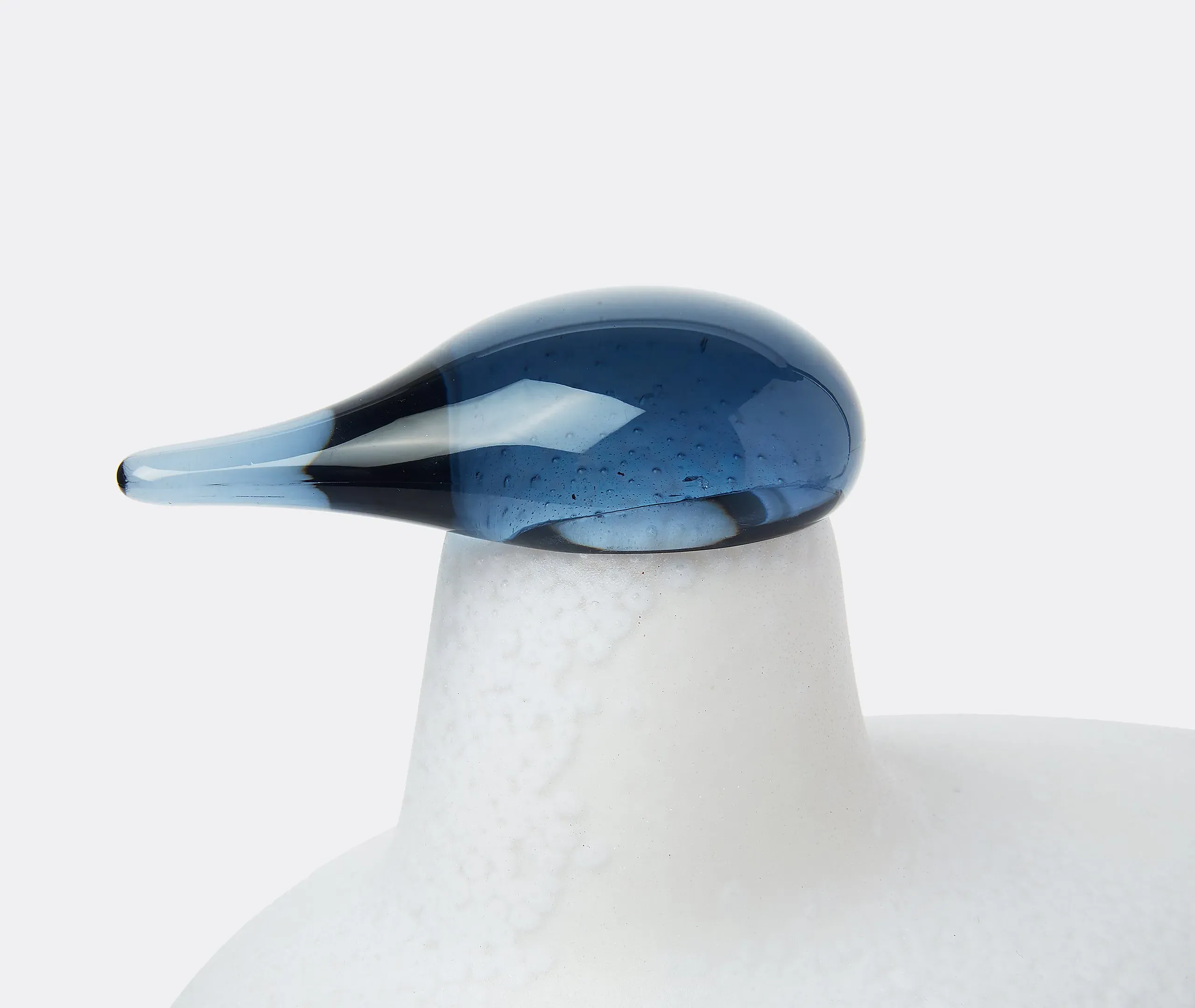 Sculpture Lamp with LED - White, Polycarbonate