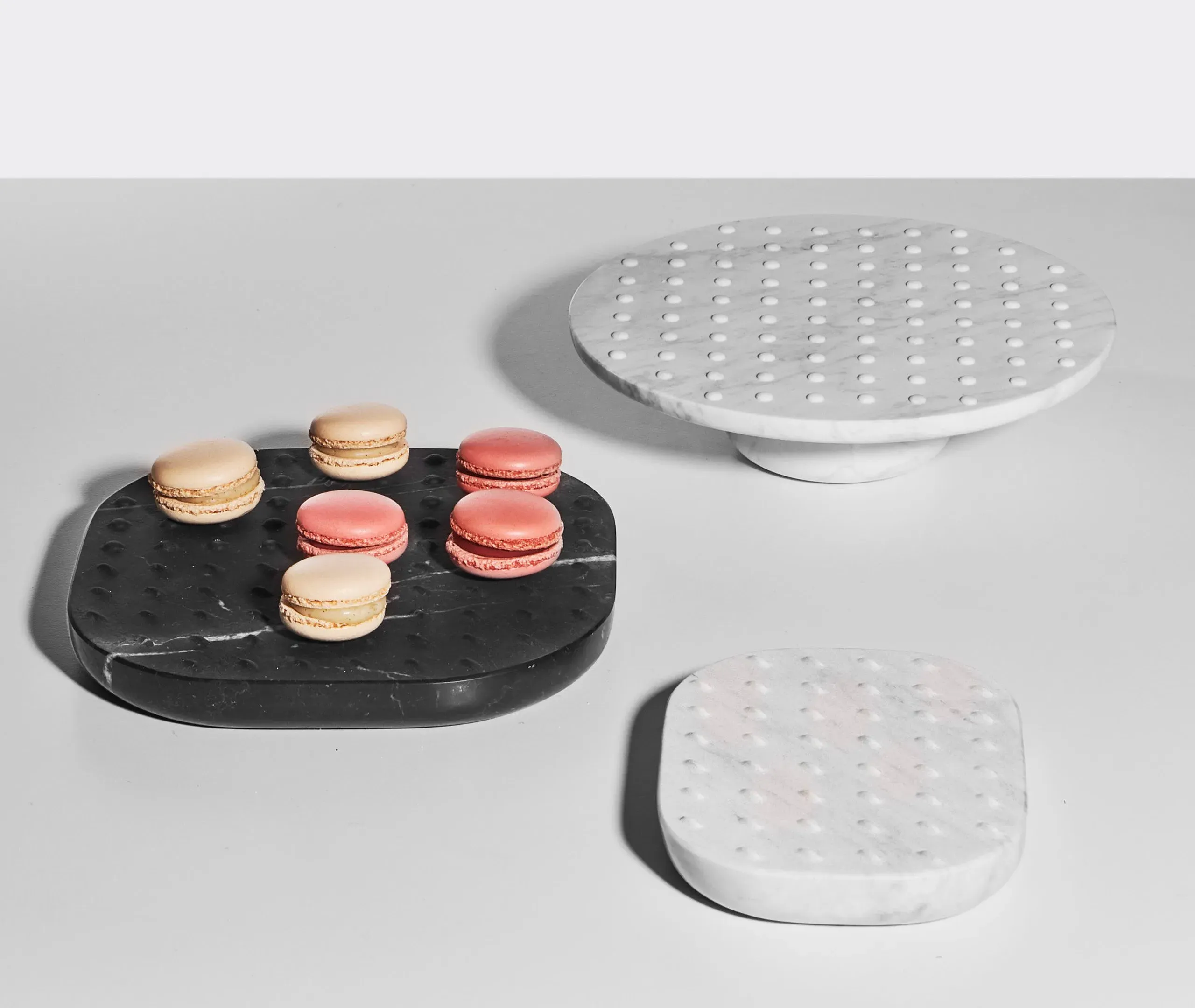Medium Serving Tray with Pattern - White, Marble