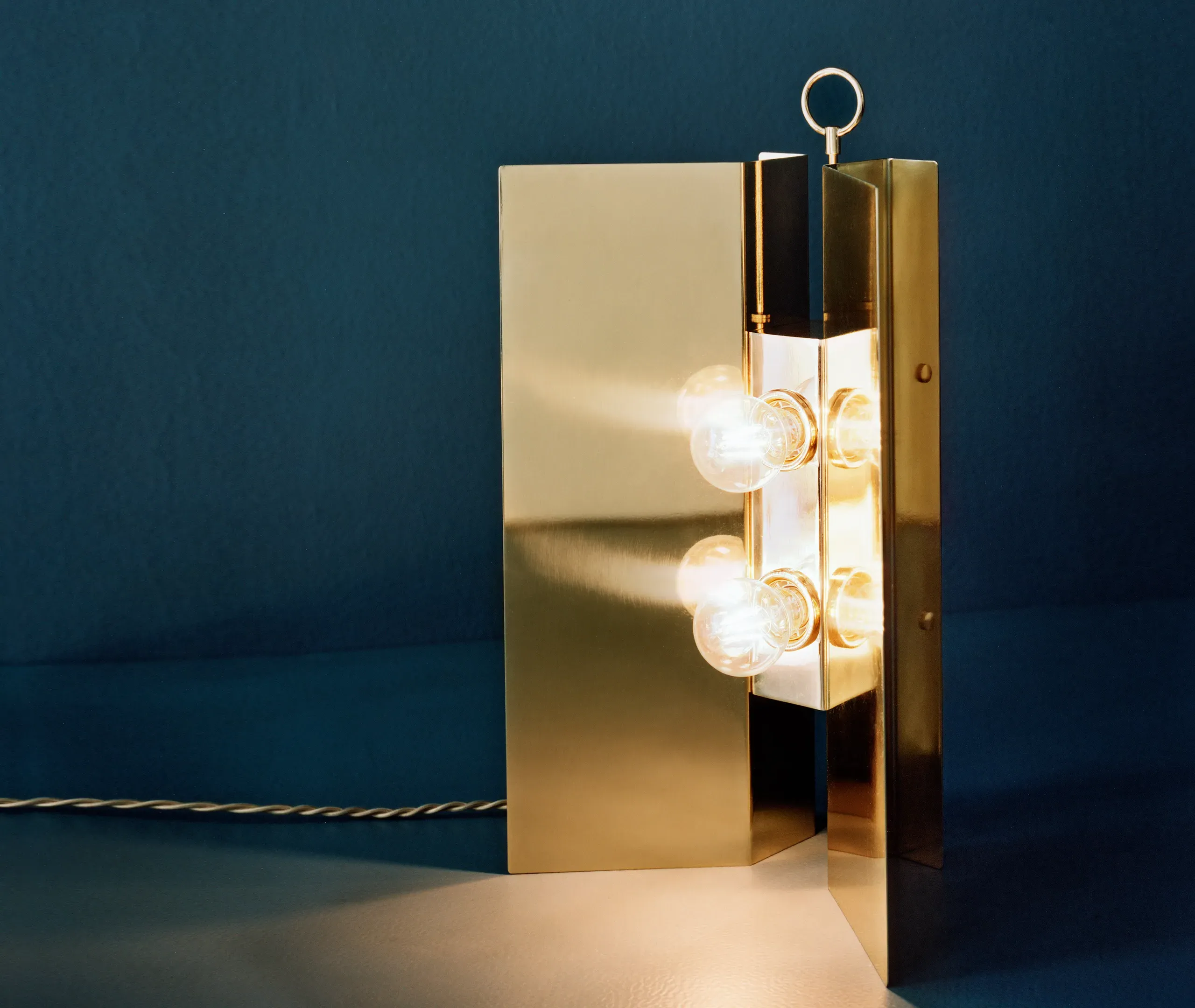 LP1 Claudia Applique Table Lamp - Polished Brass