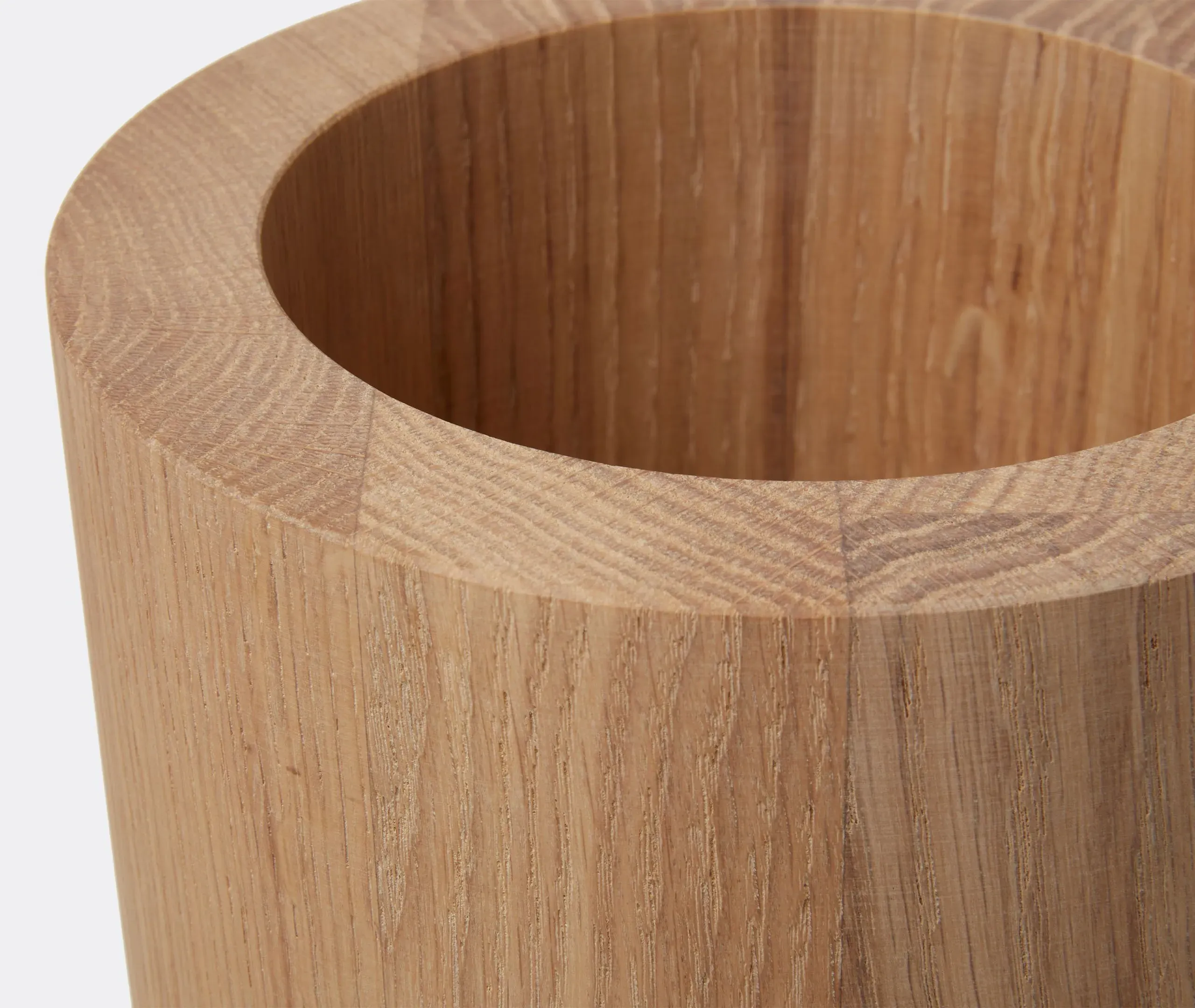 Busk Vase - Oak, Solid Wood