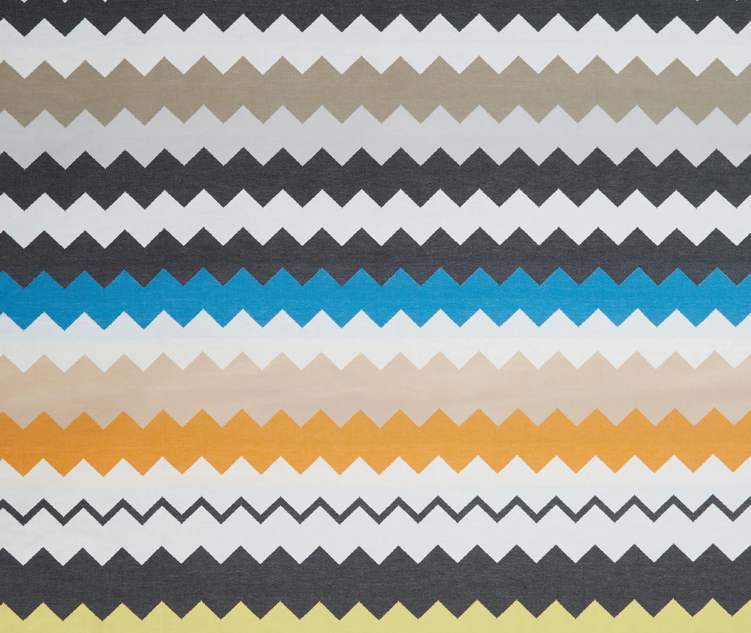 Beach Towel with Zigzag Pattern - Multicolor, Terry Cotton