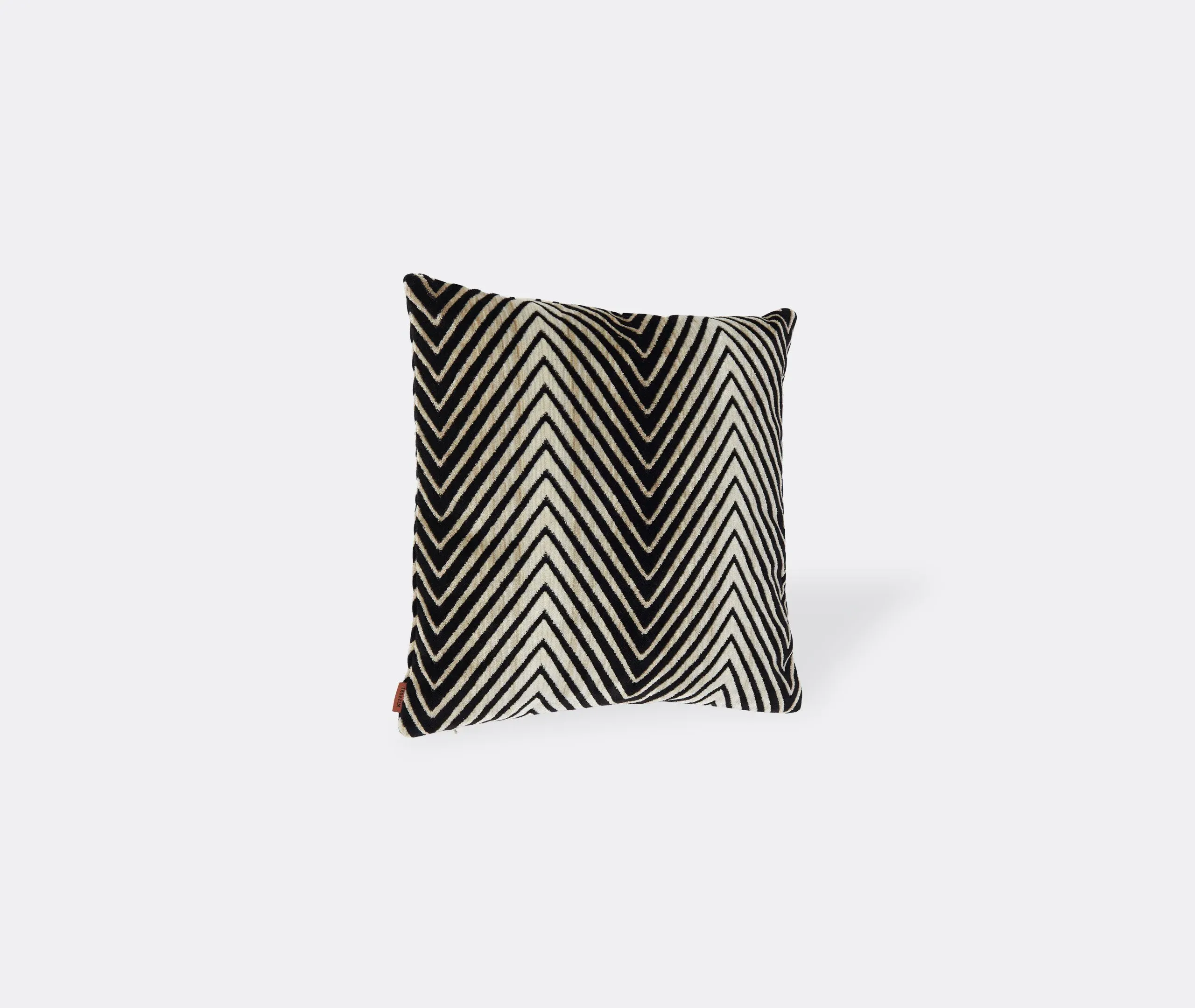 Small Cushion with Zigzag Print - Black