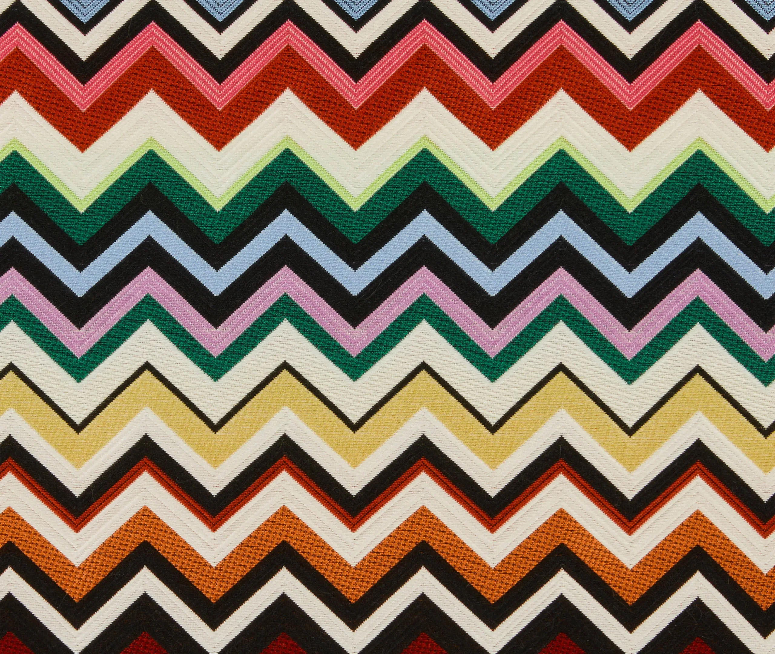 Table Runner with Chevron Pattern - Multicolour