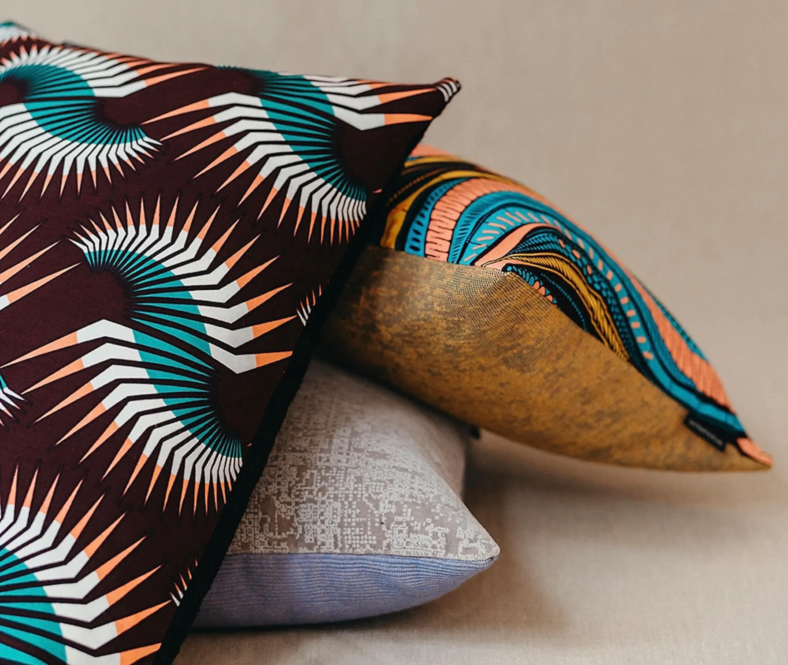 Iki Swirl Cushion - Multicolor, Cotton Wax