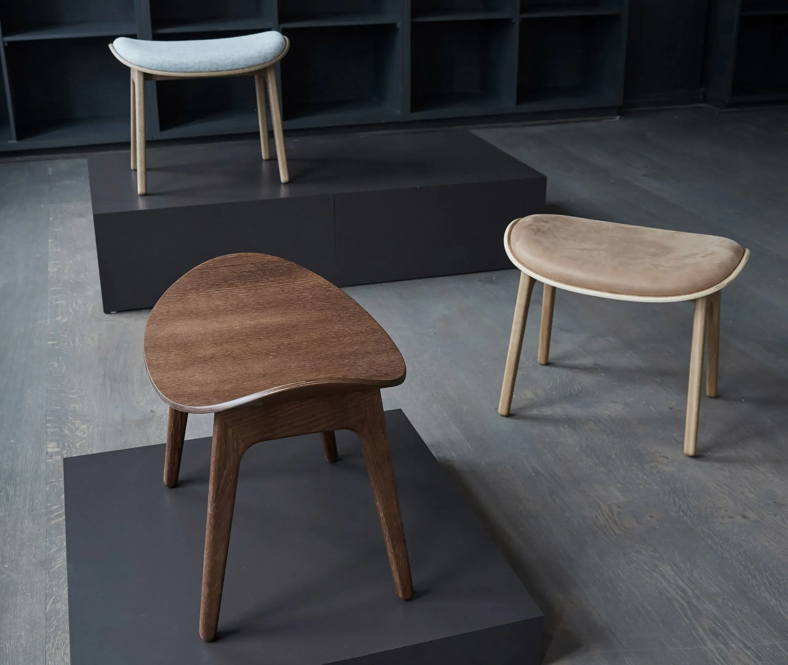 Elephant Stool - Light Brown, Oak Veneer