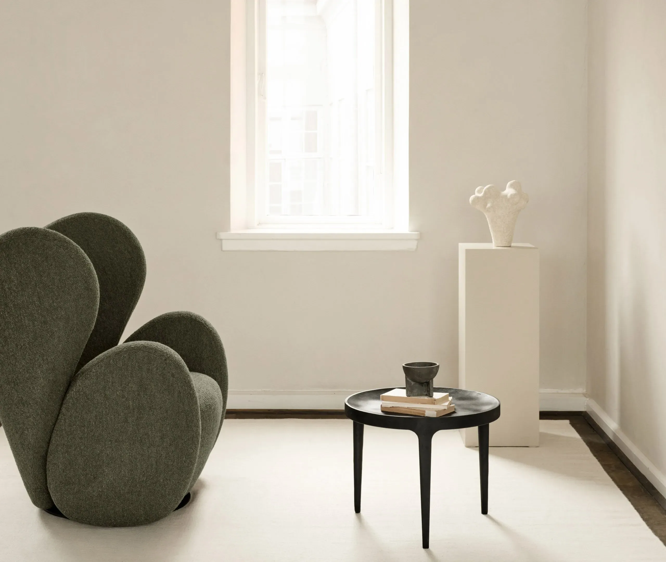 Oversized Swivel Chair with Deep Comfort - Grey