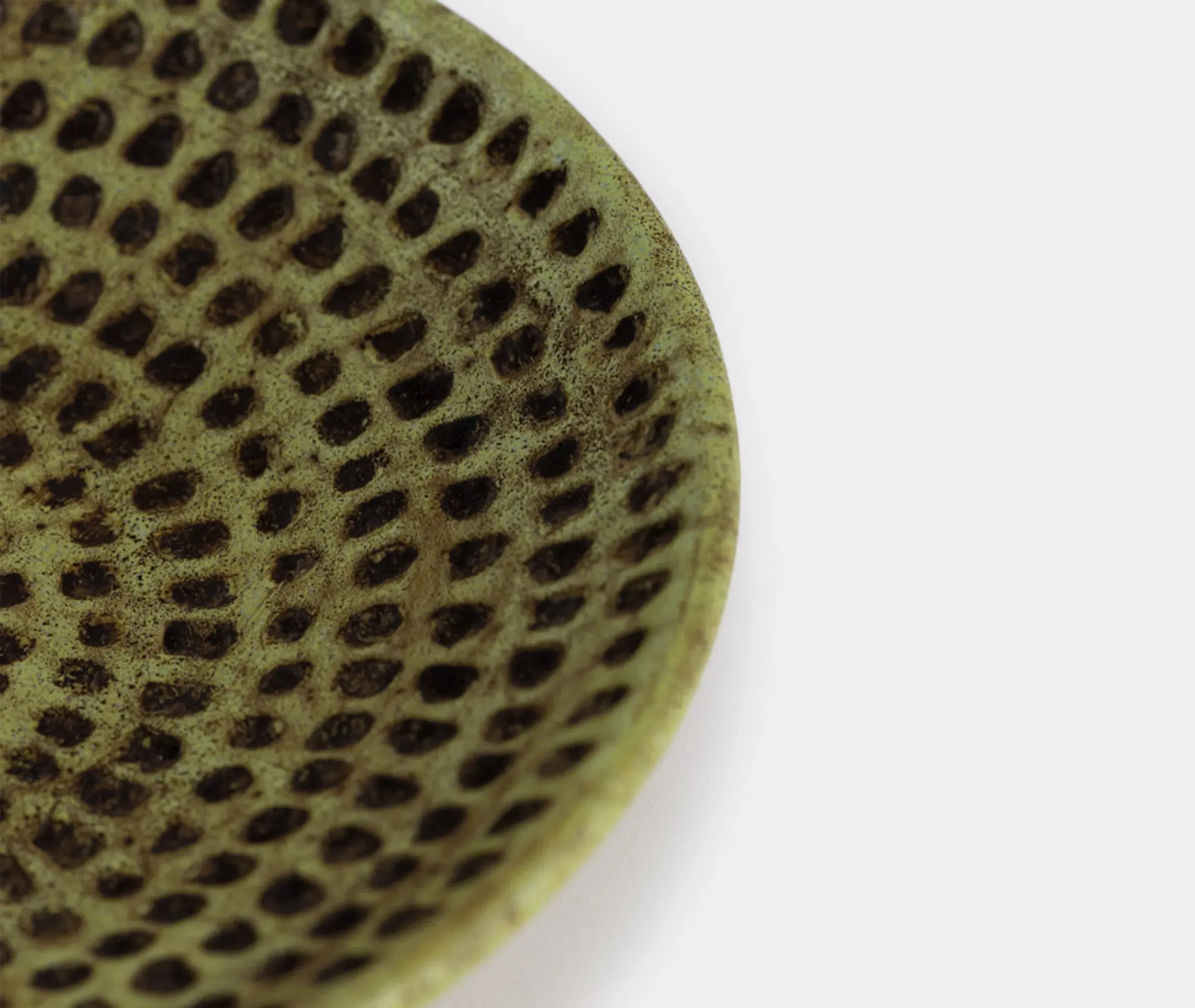 Serving Plate with Hand-Carved Detail - Green