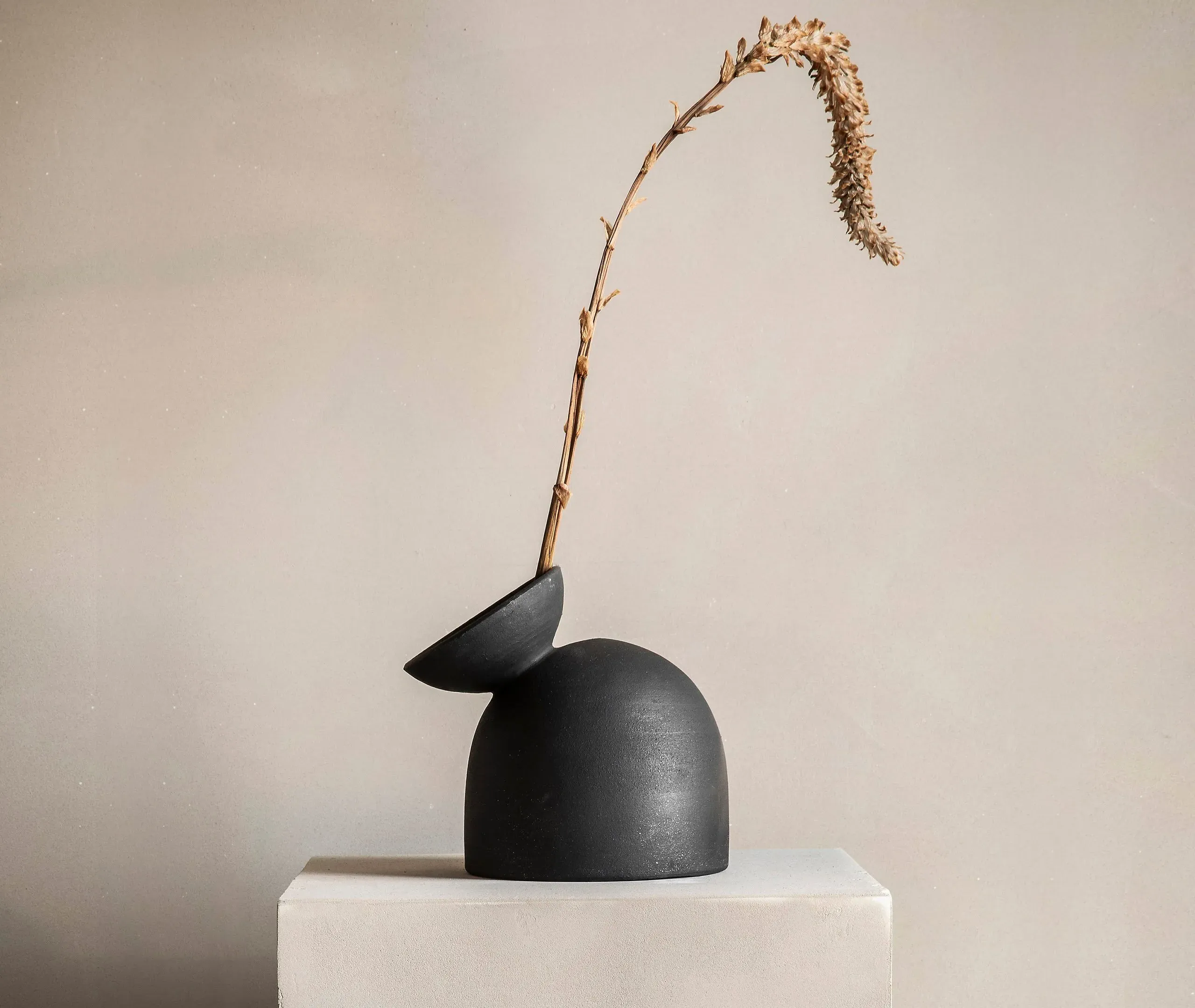 Dome Shaped Vase - Black, Ceramic