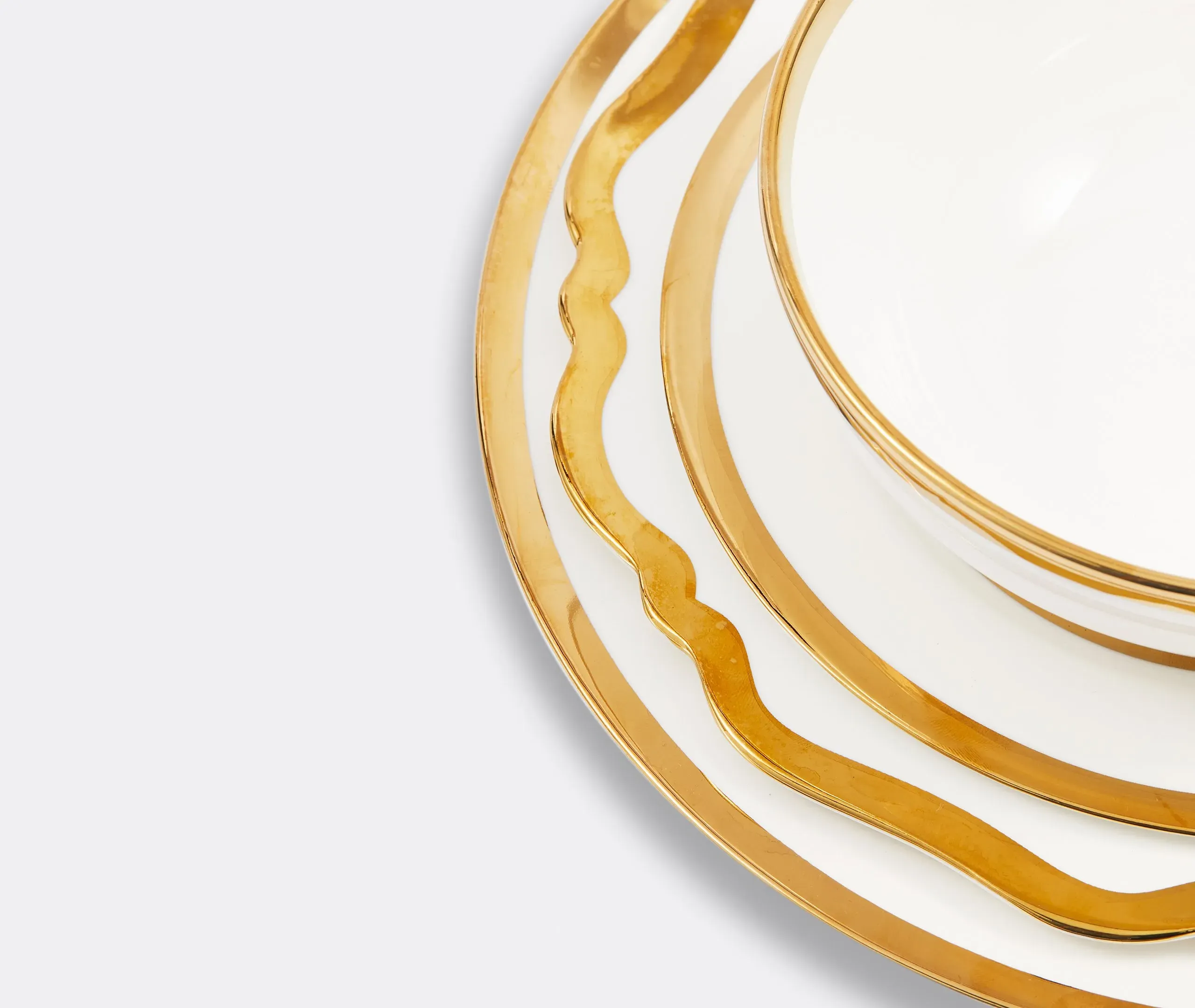 4-Piece Plate & Bowl Set with Gold Accents - White