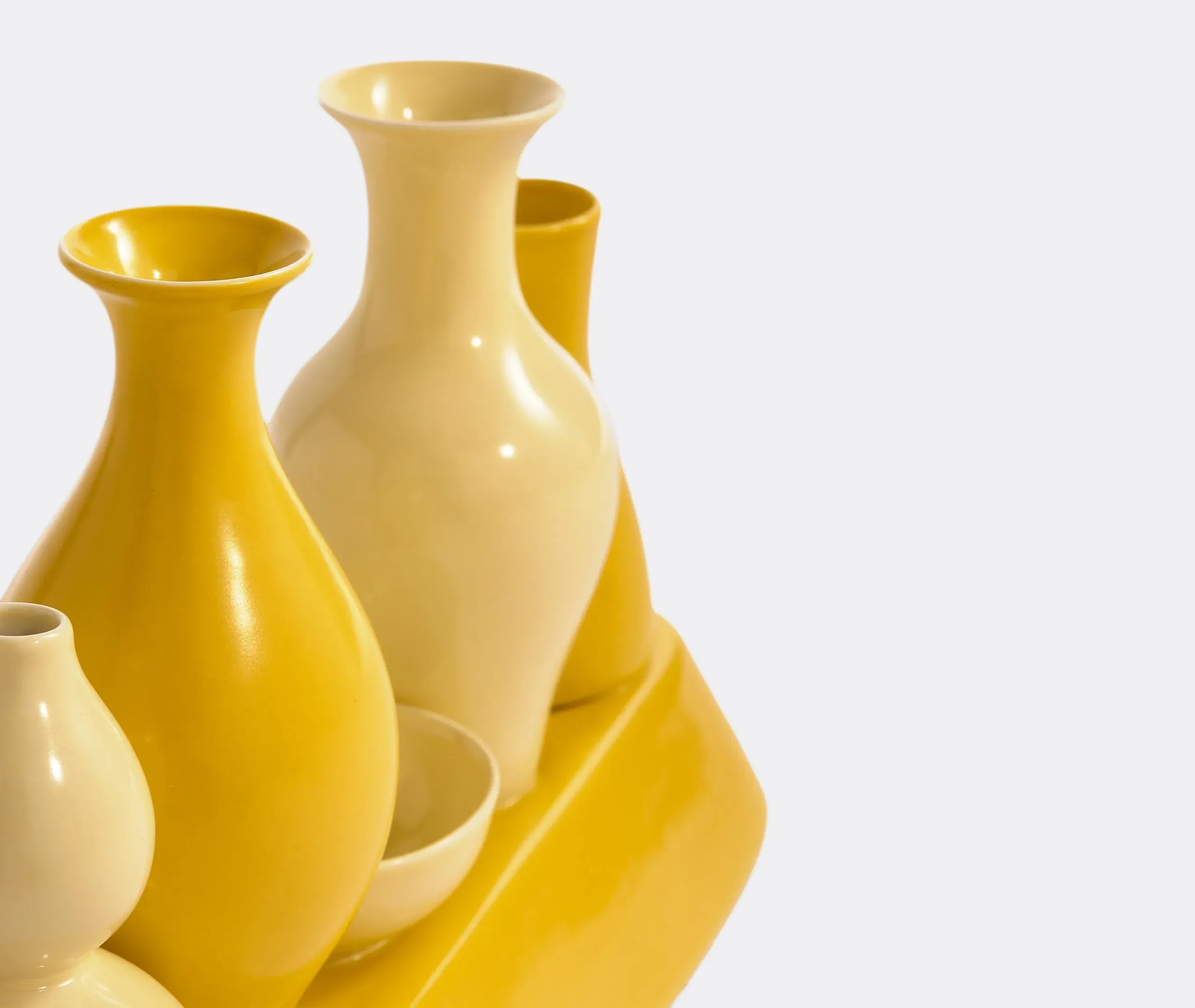 Sculptural Vase with Silhouettes - Yellow, Porcelain