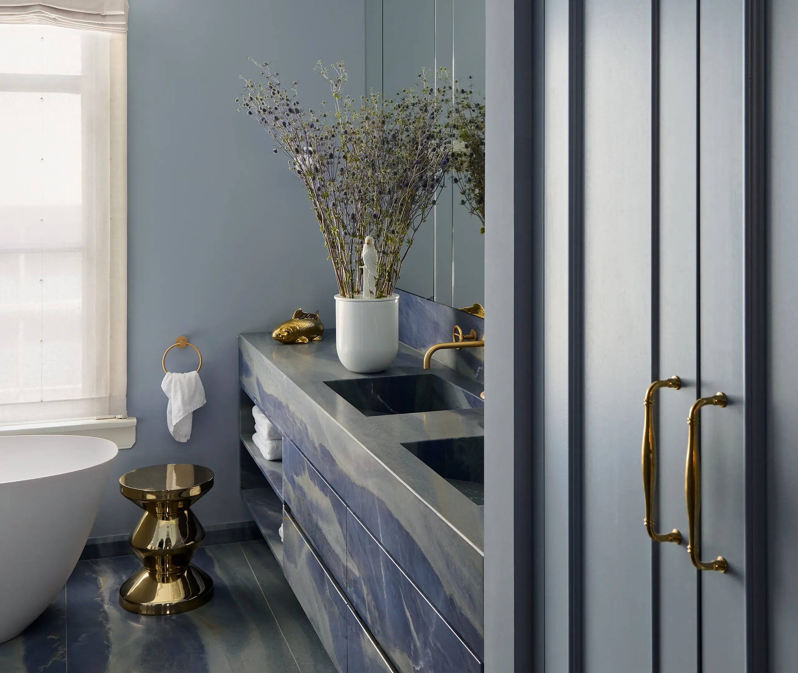 Zig Zag Stool - Gold