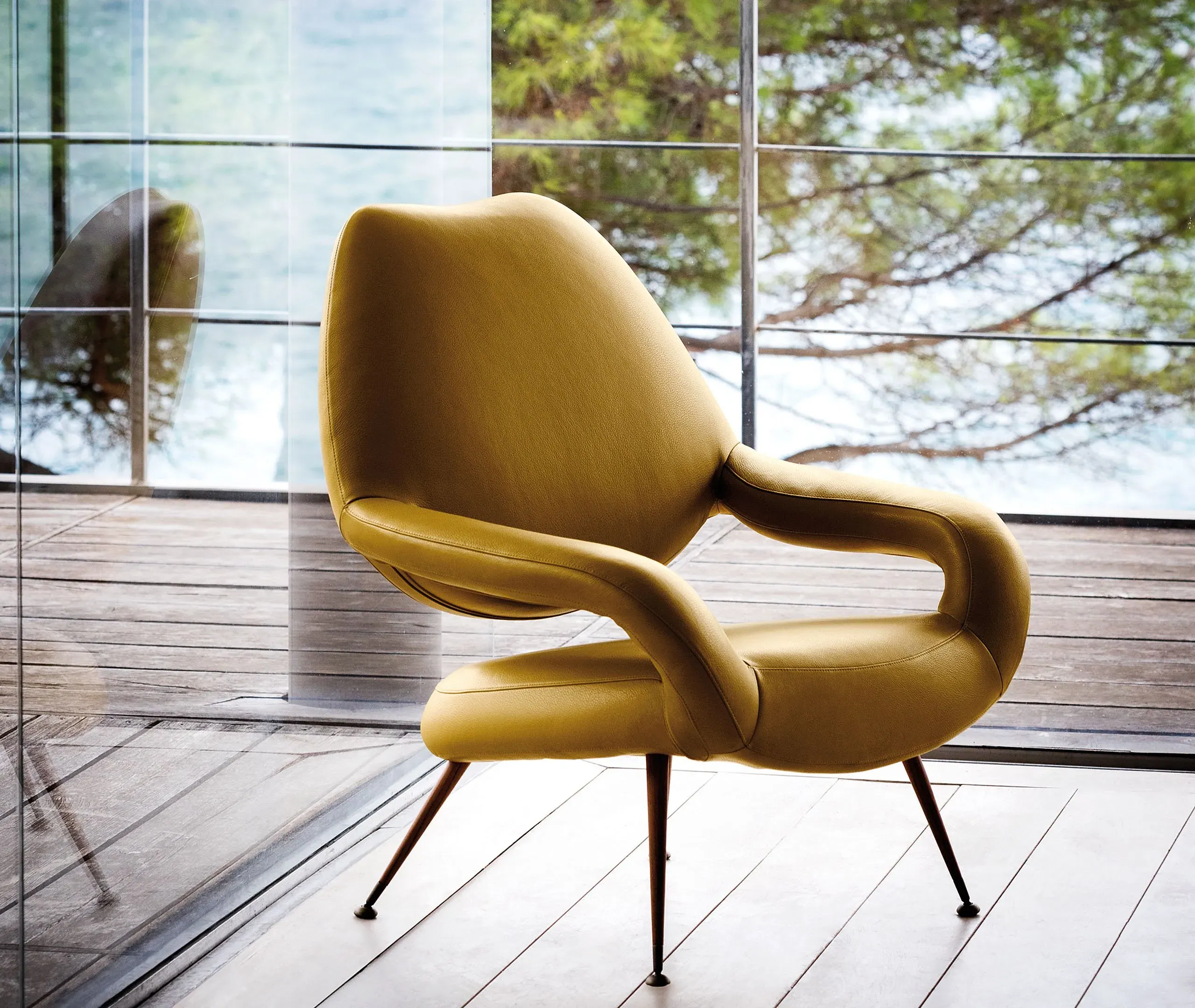 Curved Shell Armchair - Yellow, Leather