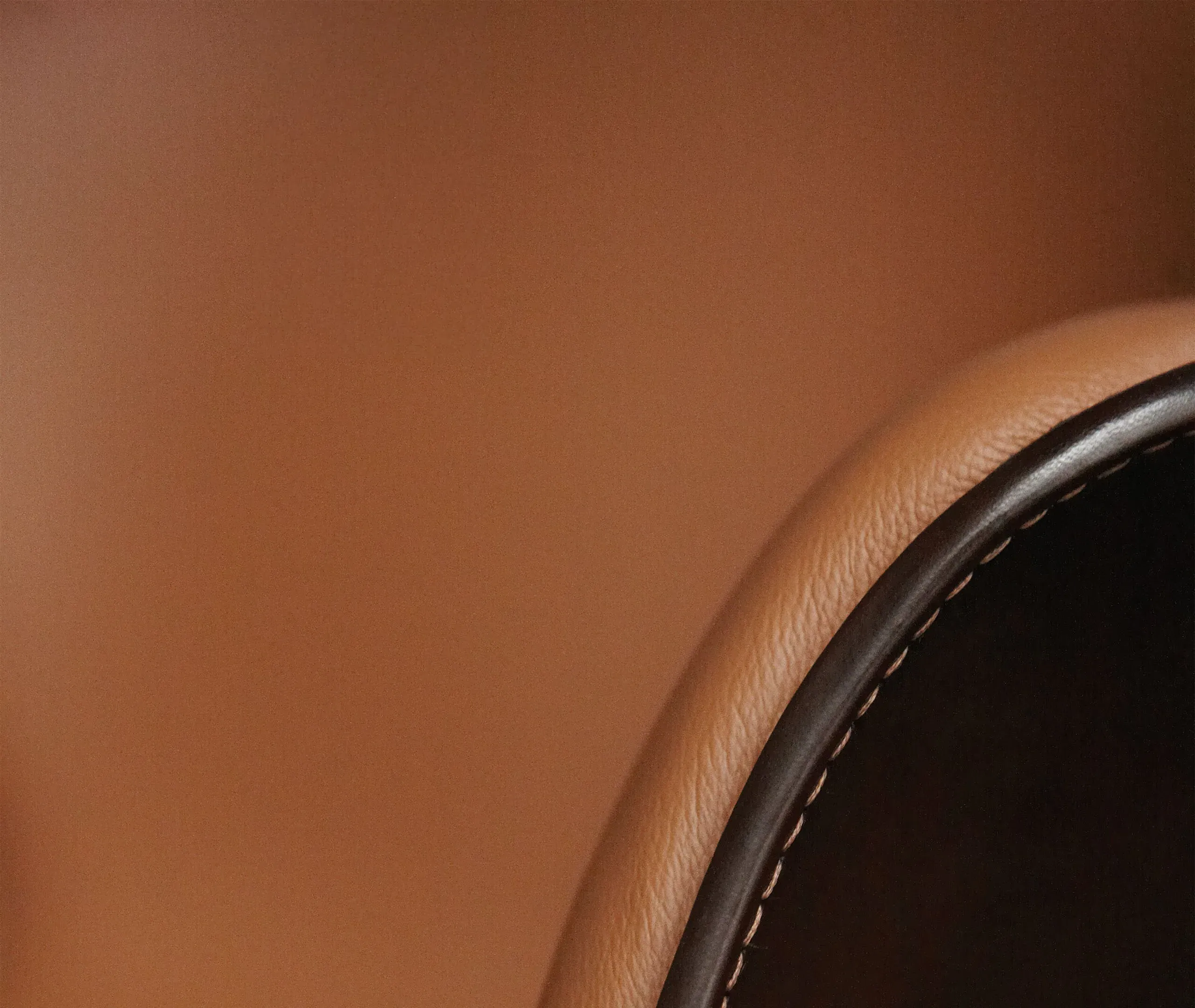 Swivel Armchair with 360° Rotation - Brown, Leather
