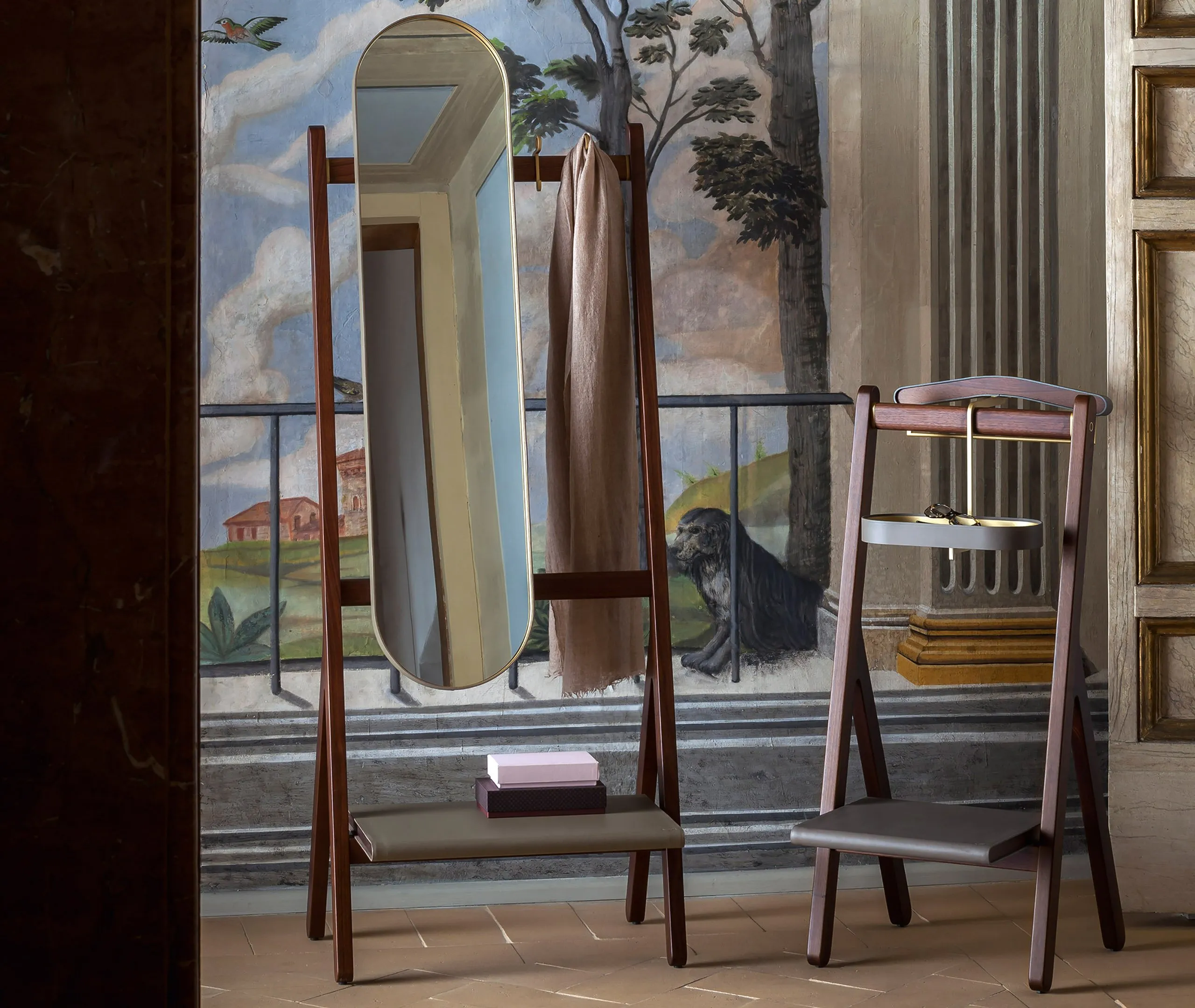 Valet Stand with Brass Frame - Brown, Leather