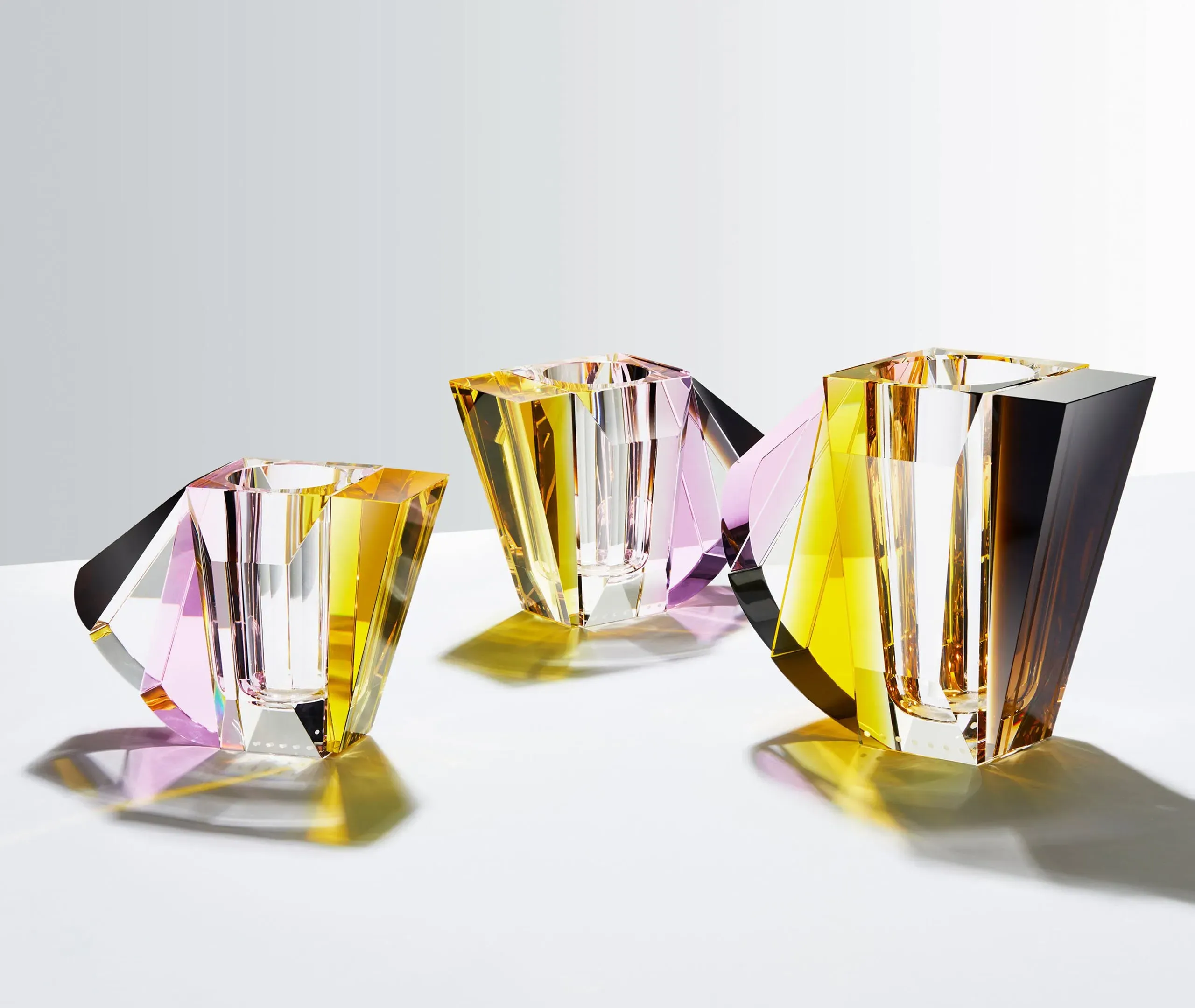 Grand Manhattan Vase - Multicolour, Crystal