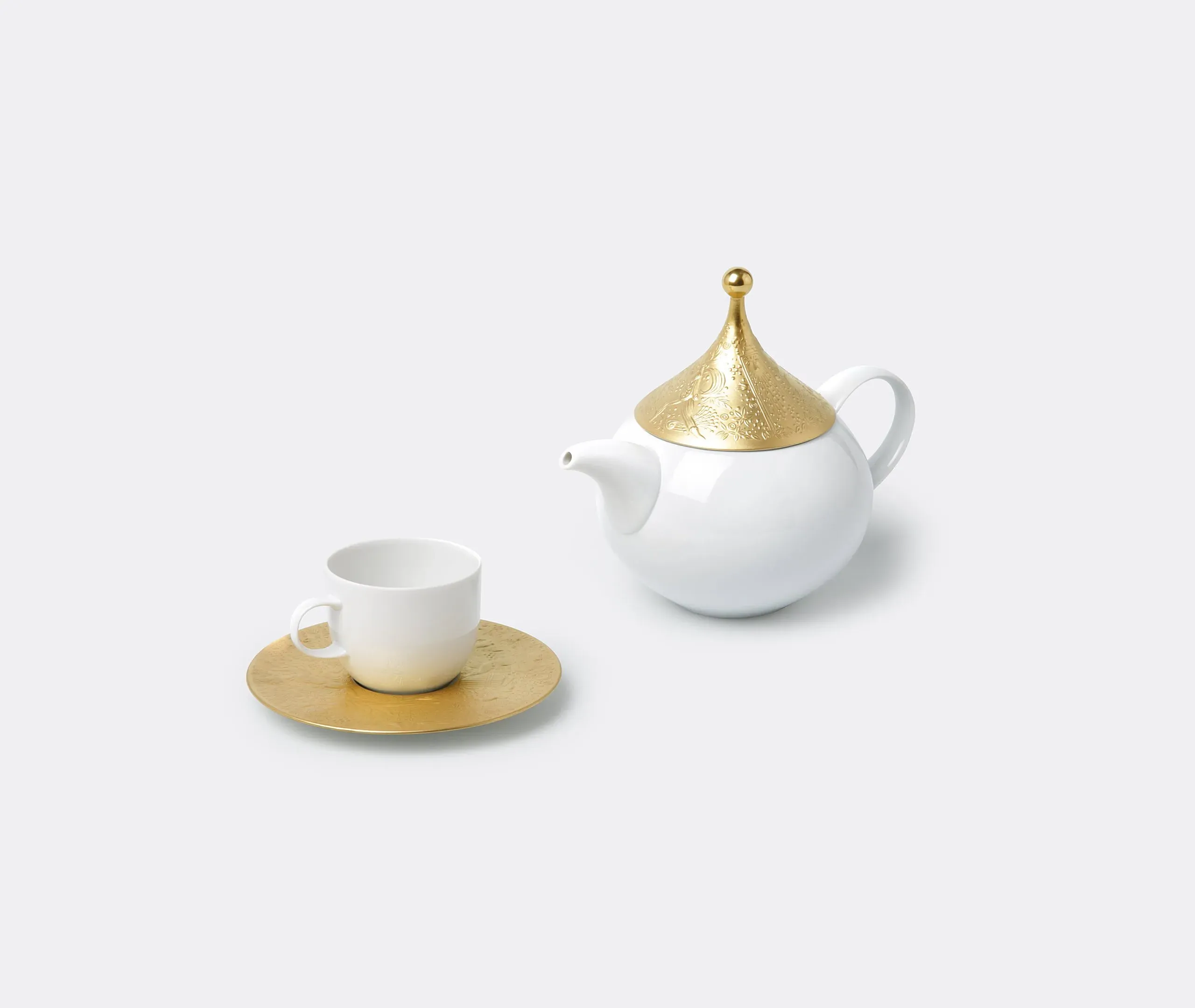 Conical Teapot with Gold Relief - White, Porcelain