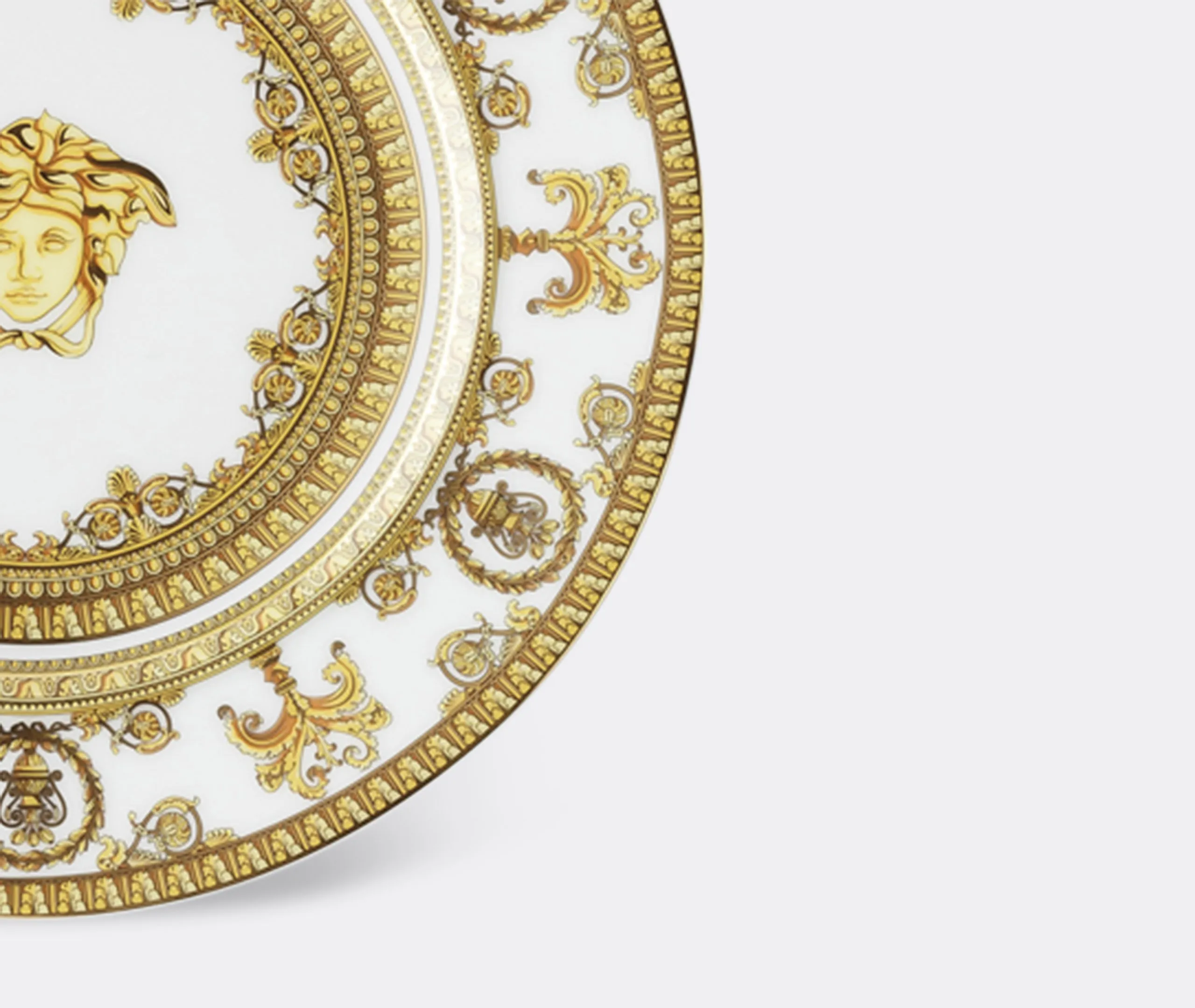 Medium Plate Baroque Design - Multicolor, Porcelain