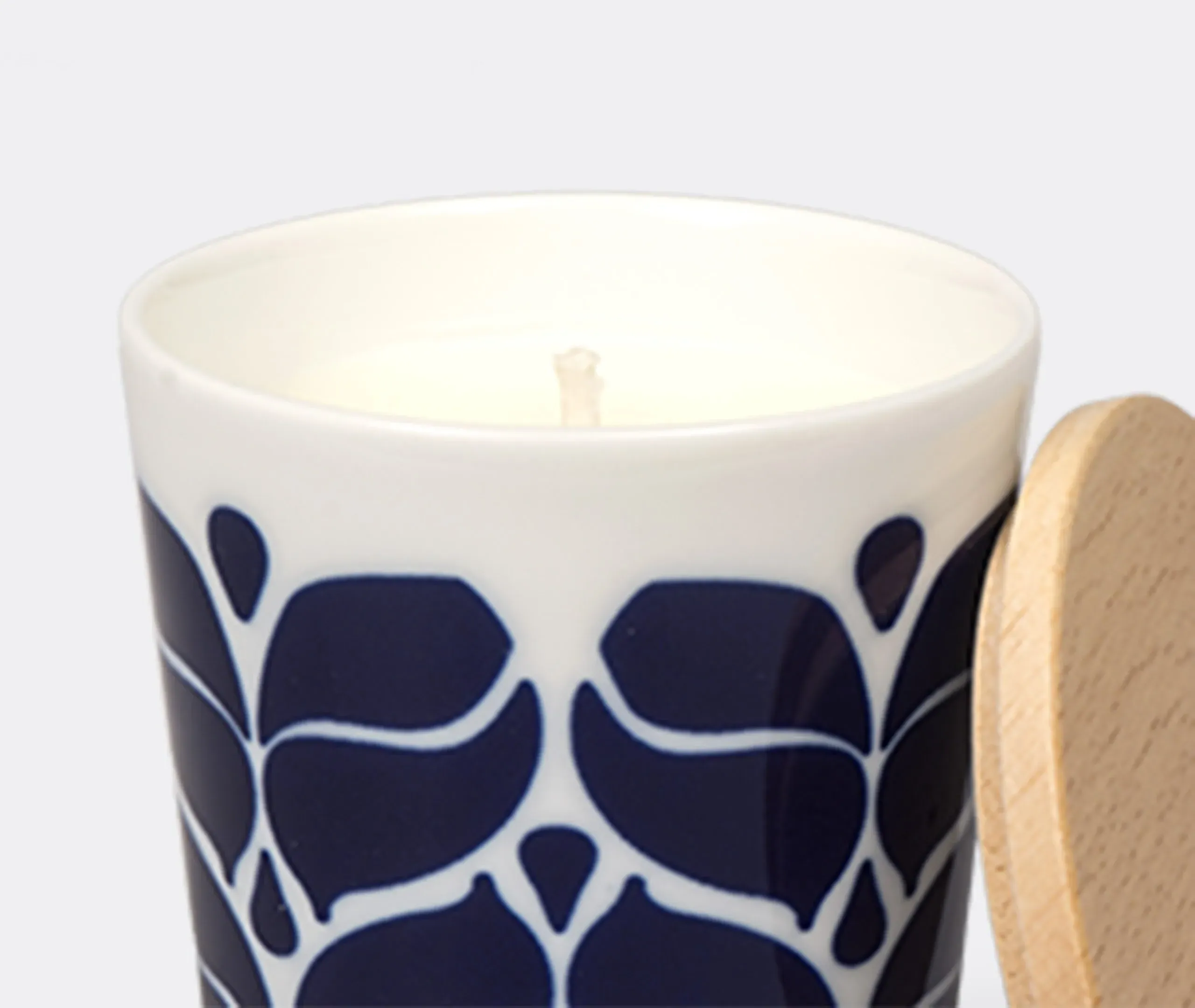 Scented Candle with Lid - Multicolour, Porcelain