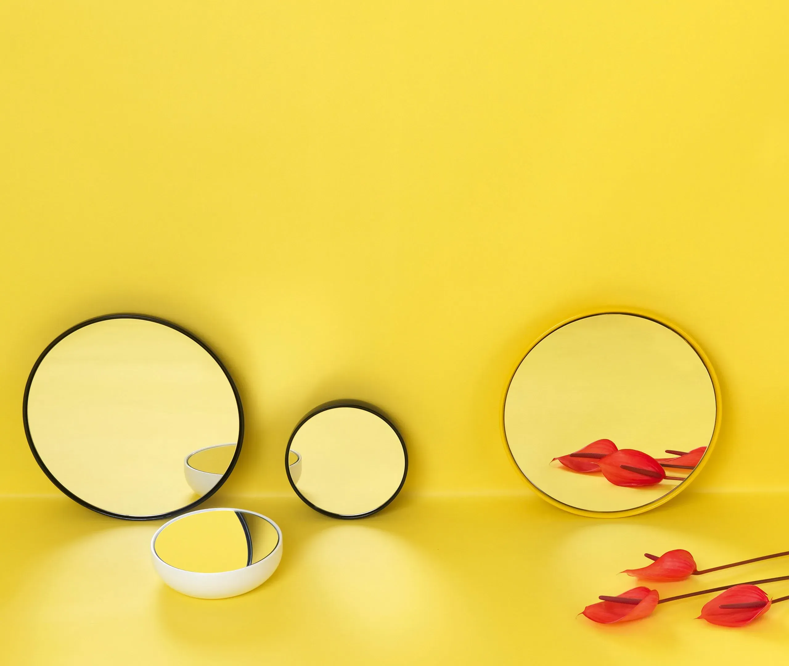 Round Wall Mirror with Frame - Charcoal, Ceramic