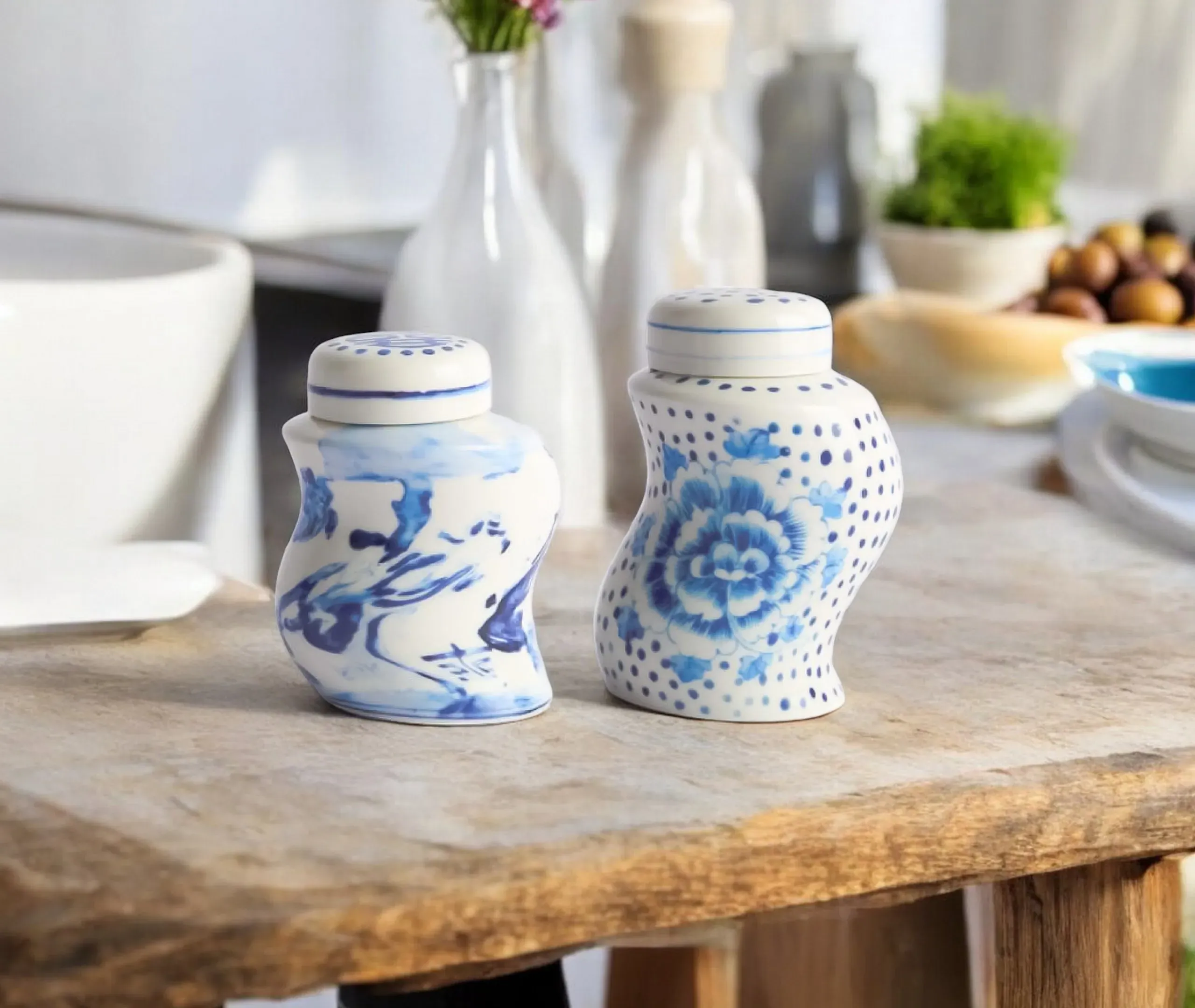 Classics On Acid Dots & Ginger Spice Shaker Set - White, Porcelain